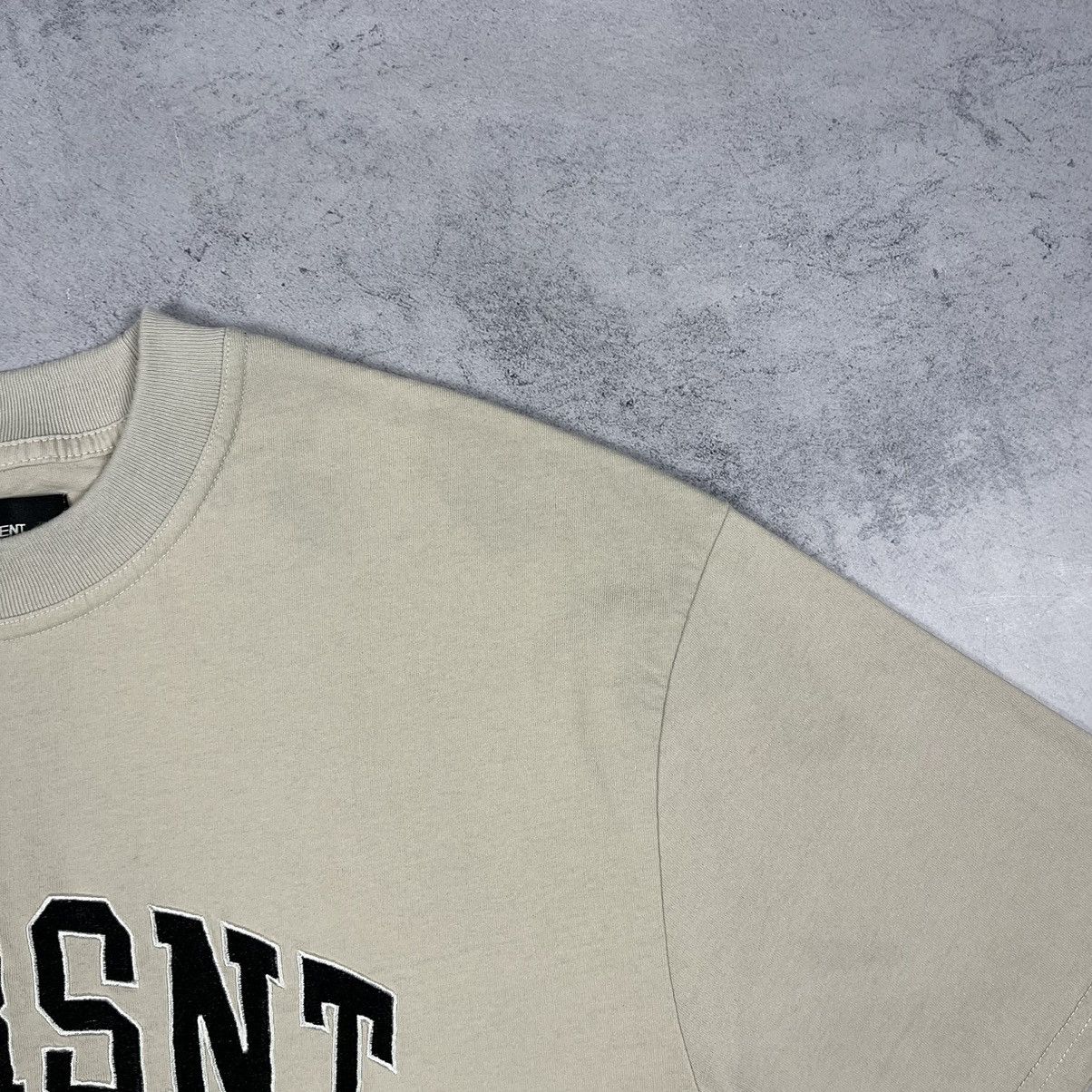 Represent Clo. Represent clo. big embroidered logo tee Size US L / EU 52-54 / 3 - 11 Thumbnail