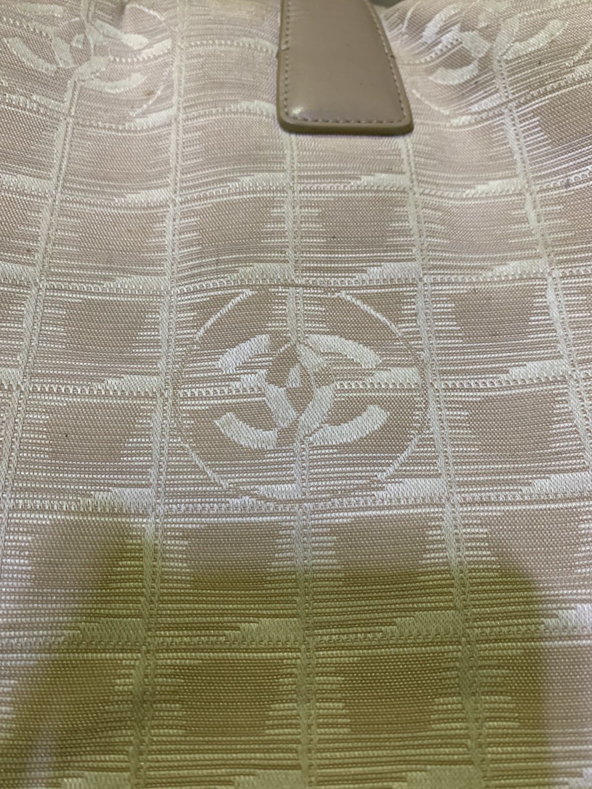 Chanel Travel Line Tote Bag Size ONE SIZE - 18 Thumbnail