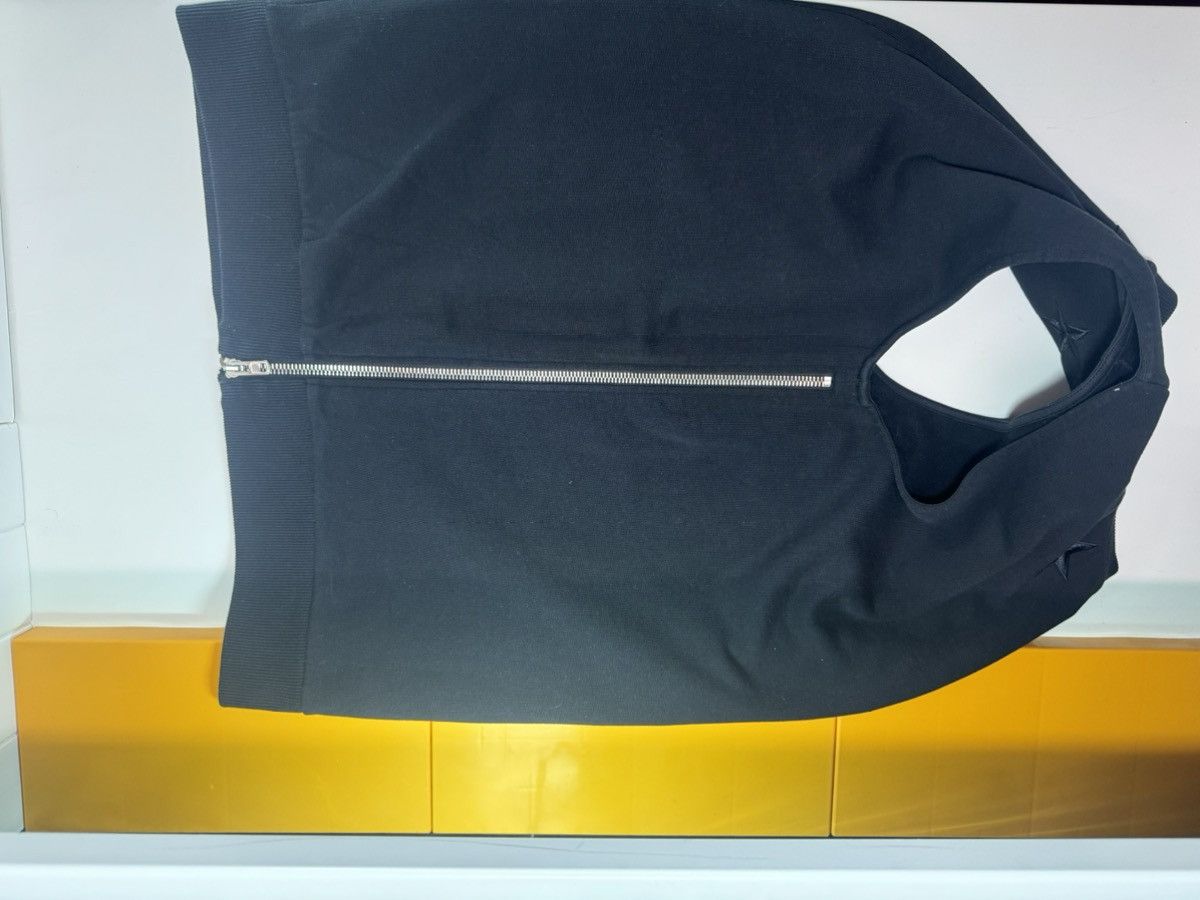 Givenchy Givenchy Sweater Vest Size US M / EU 48-50 / 2 - 7 Thumbnail