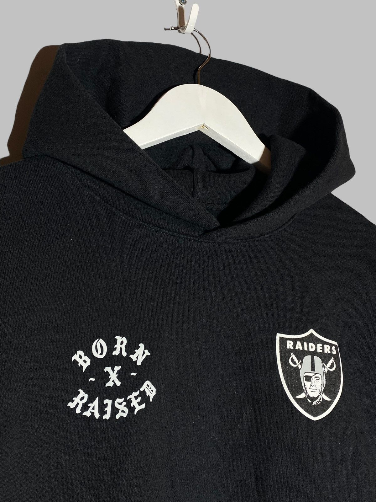 Born X Raised × NFL Born x Raised Raiders Black Cotton Hoodie Men’s USA NFL Size US XL / EU 56 / 4 - 4 Thumbnail