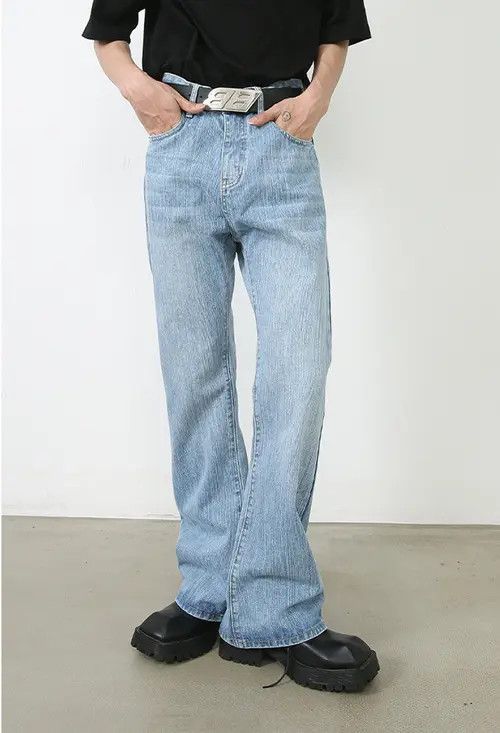 Japanese Brand × Jean Men's retro washed light blue loose versatile flared jeans Size US 32 / EU 48 - 4 Thumbnail