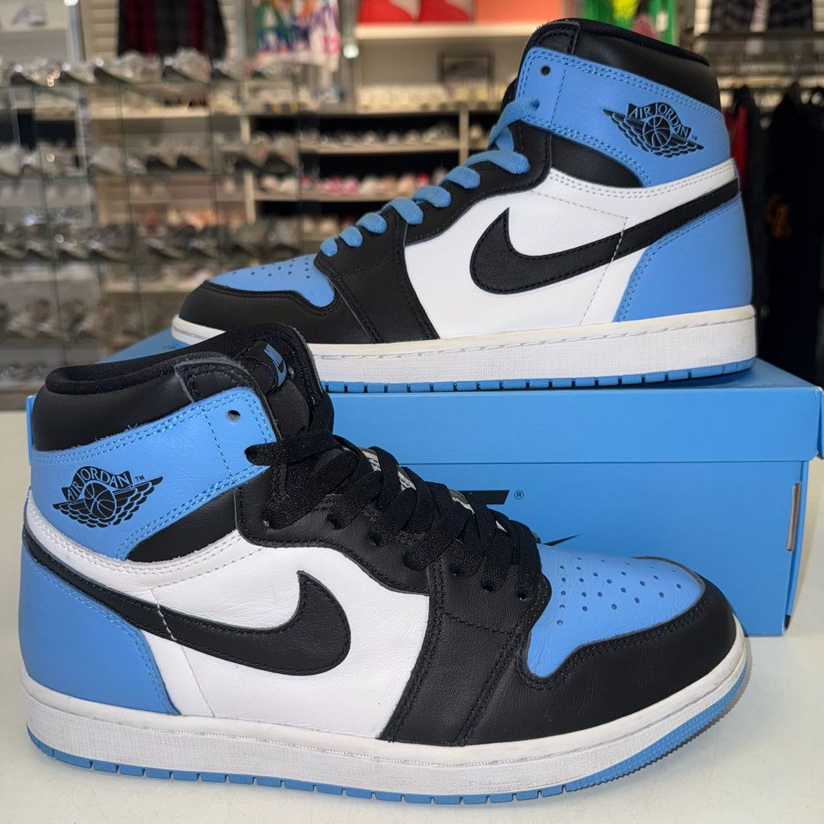 Jordan Brand Size 9.5 - Jordan 1 Retro OG High UNC Toe - DD5485-400 Size US 9.5 / EU 42-43 - 1 Thumbnail