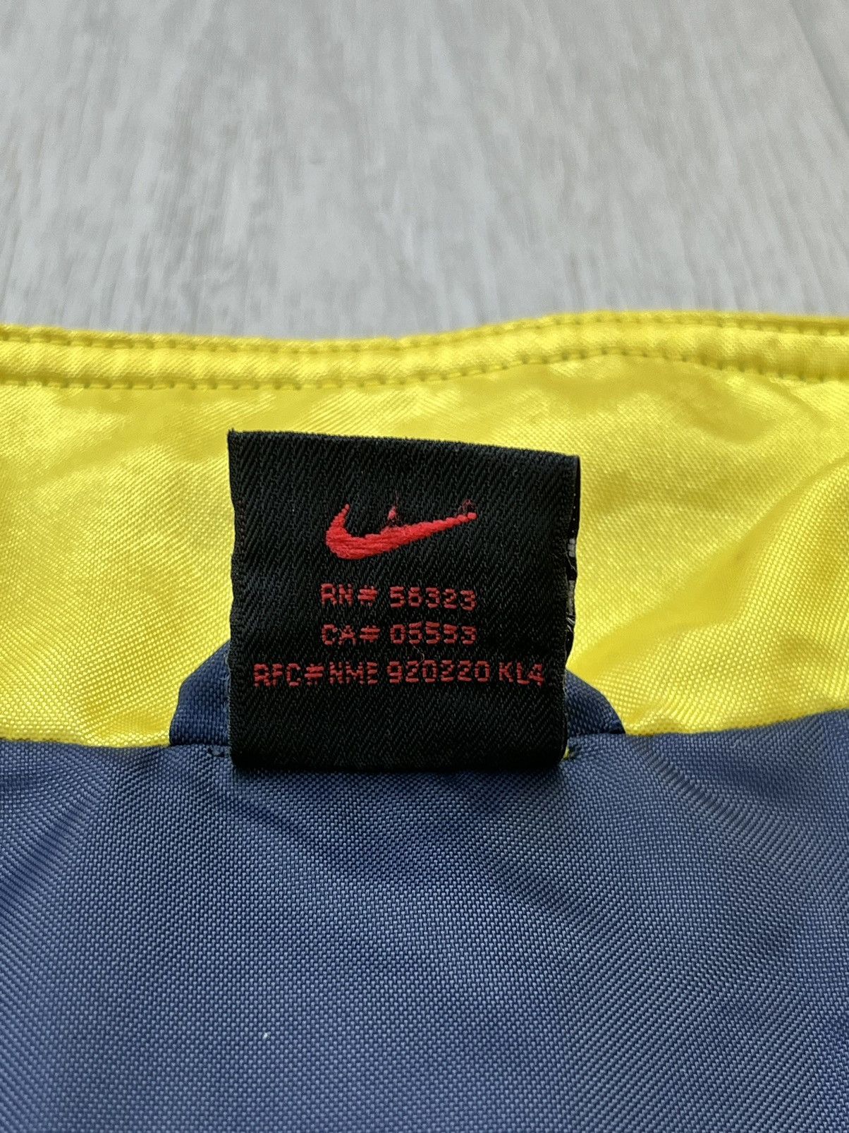 Nike × Vintage Vintage Nike Nylon Jacket Big Logo 90s Y2K Drill Hype Size US L / EU 52-54 / 3 - 11 Thumbnail