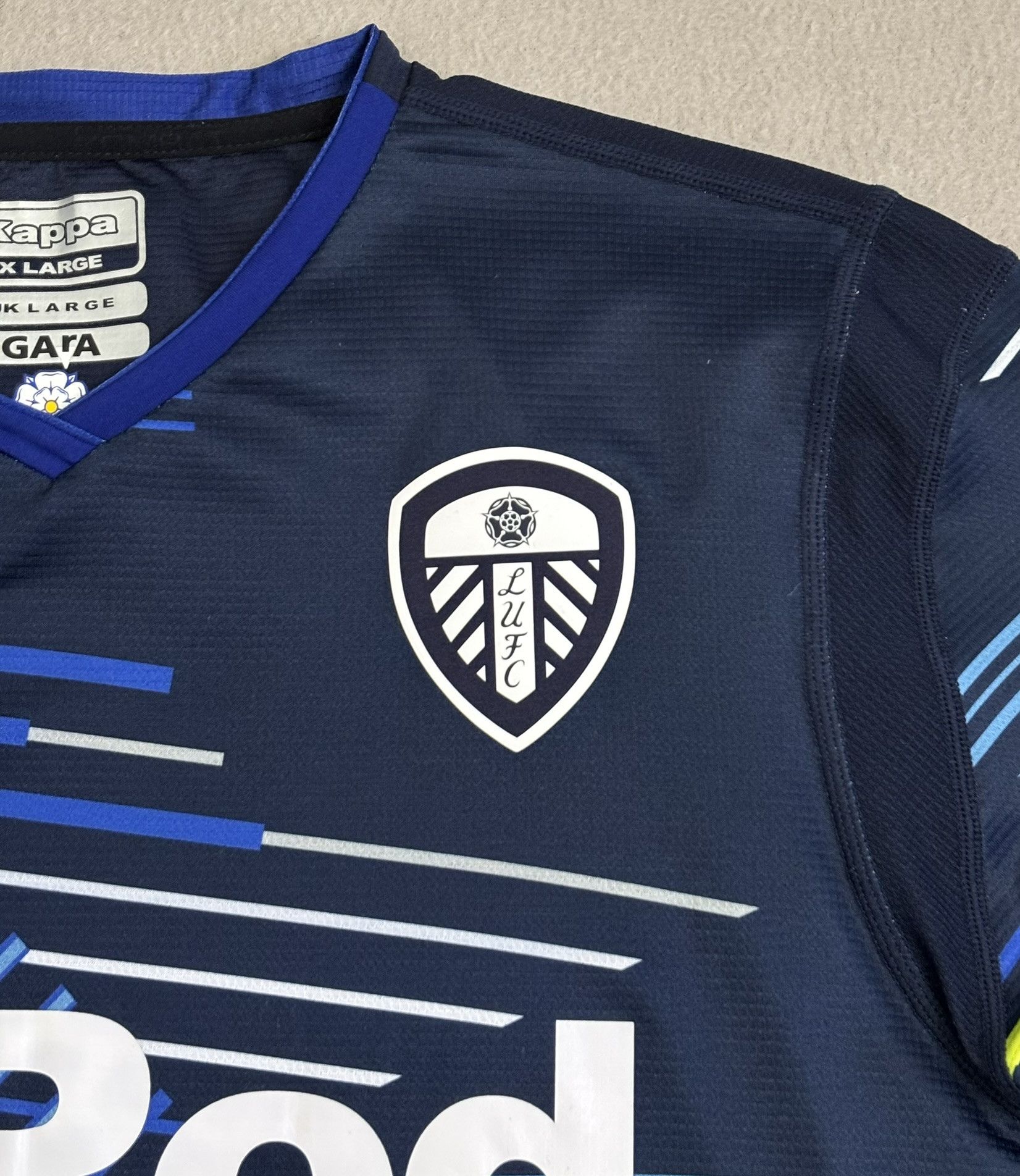 Kappa Leeds United 2018/2019 Kappa Football Jersey Size L Size US L / EU 52-54 / 3 - 8 Thumbnail