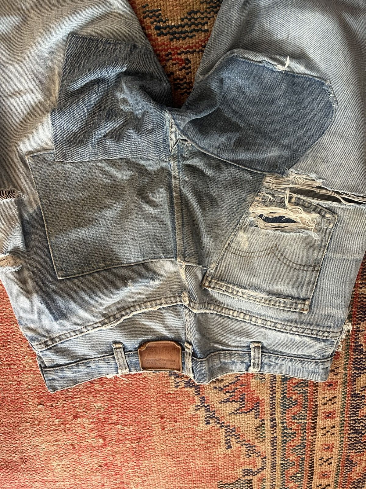 Levi's vintage distressed repaired levi’s Size US 30 / EU 46 - 3 Thumbnail