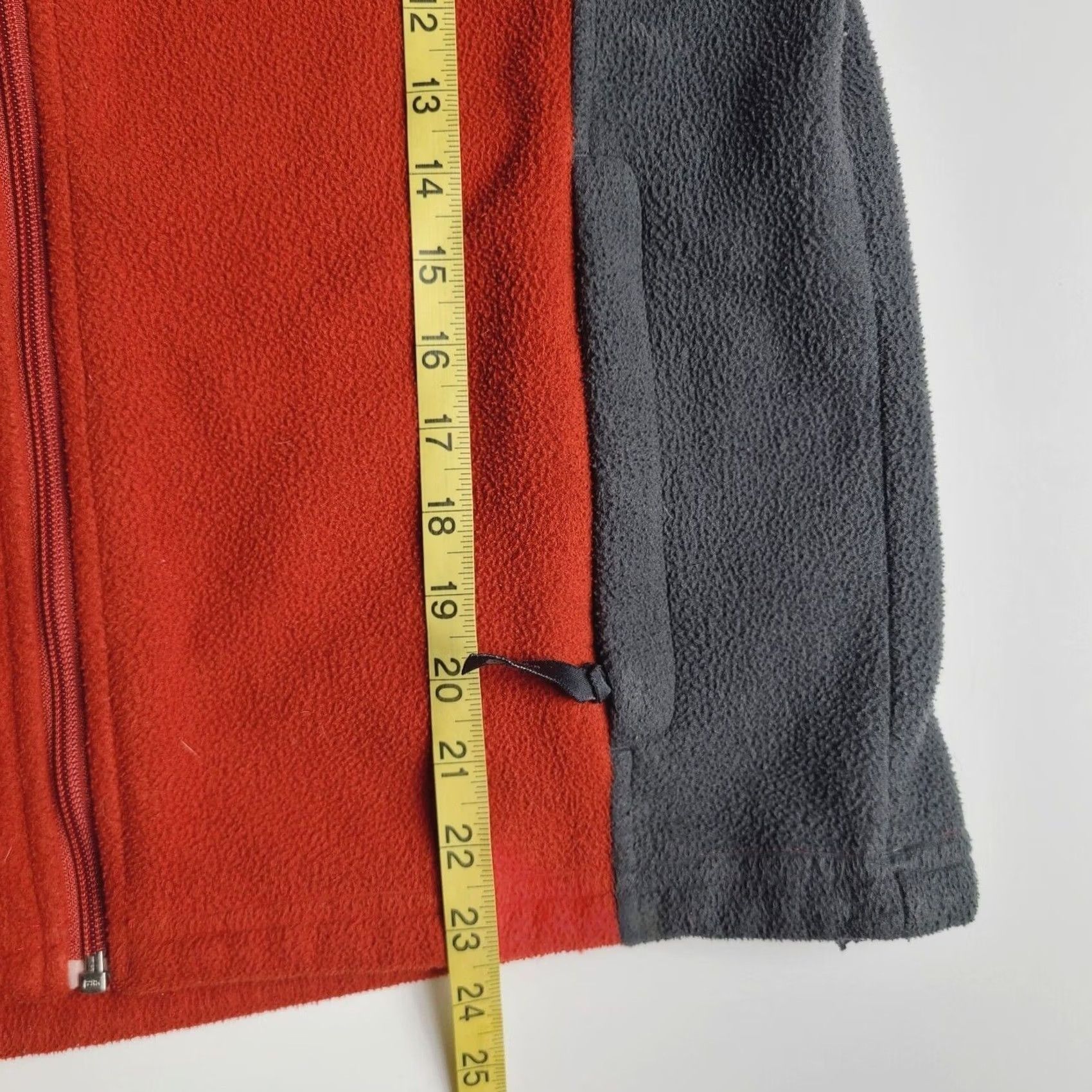 The North Face The North Face Women Jacket Meduim Red Grey Fleece Zip-up Hooded Long Sleeve Pocket Full Zip Casual Modern Regular Women's M Red Grey Fleece Jacket Size M / US 6-8 / IT 42-44 - 5 Thumbnail