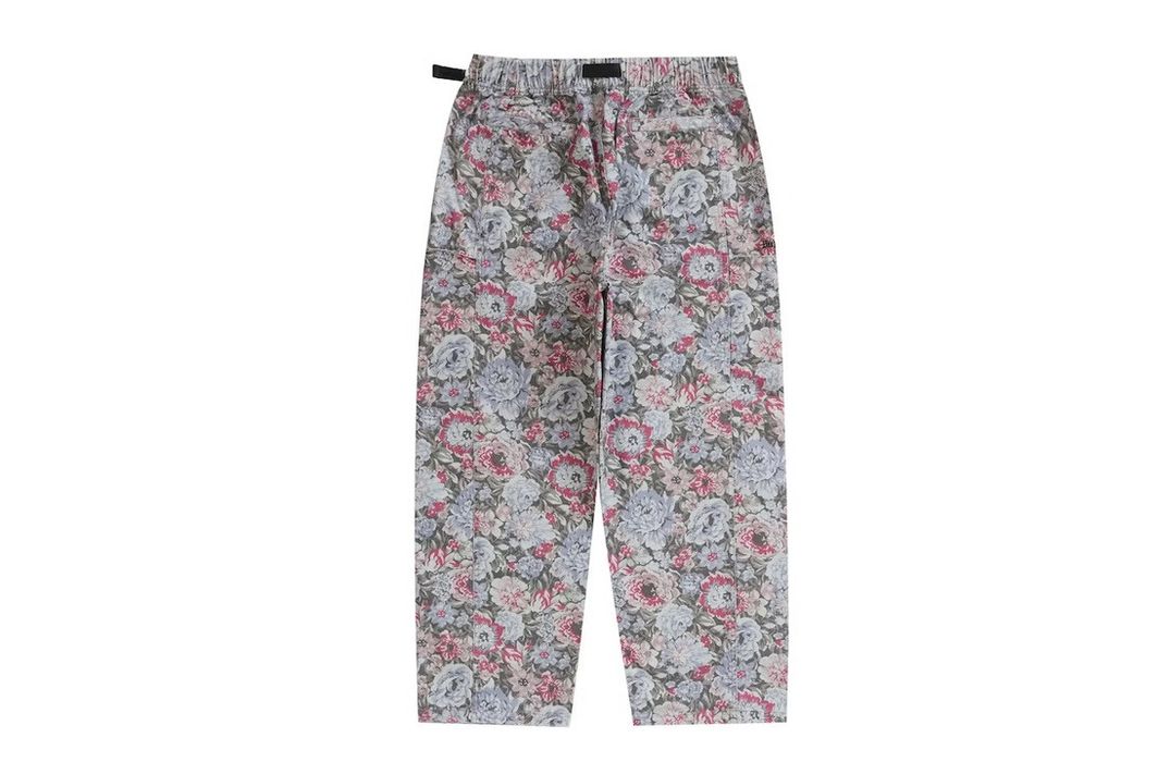 Supreme Supreme Belted Trail Pant in Floral - Size: Large | Grailed