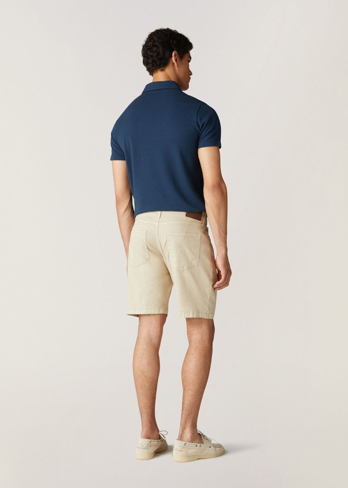 Loro Piana o1srvl11e1024 Doccio Bermuda Shorts in Off White Size US 32 / EU 48 - 3 Thumbnail