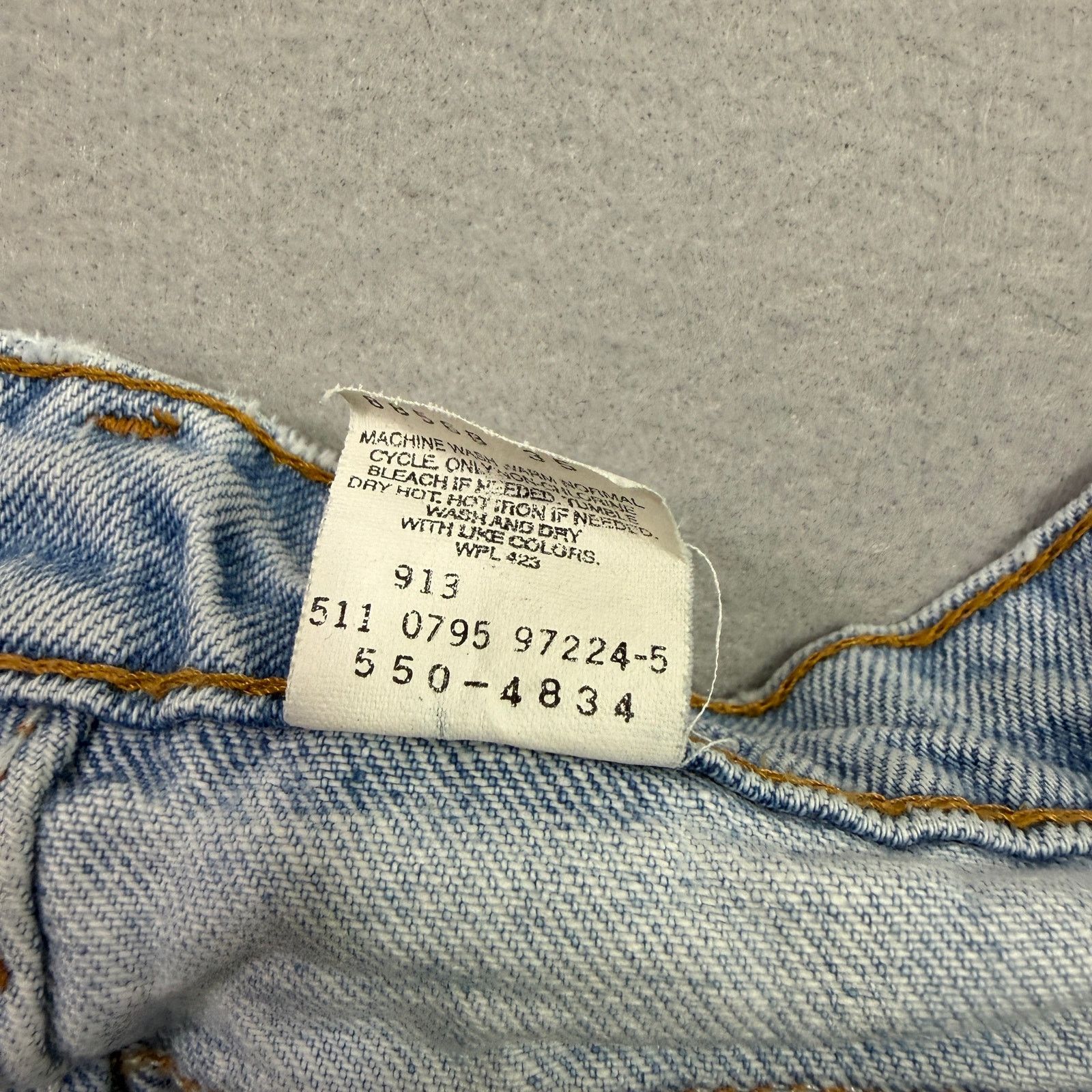 Levi's Vintage Levis 550 Jeans 34x32 Blue Paint Splatter Relaxed Size US 34 / EU 50 - 6 Thumbnail