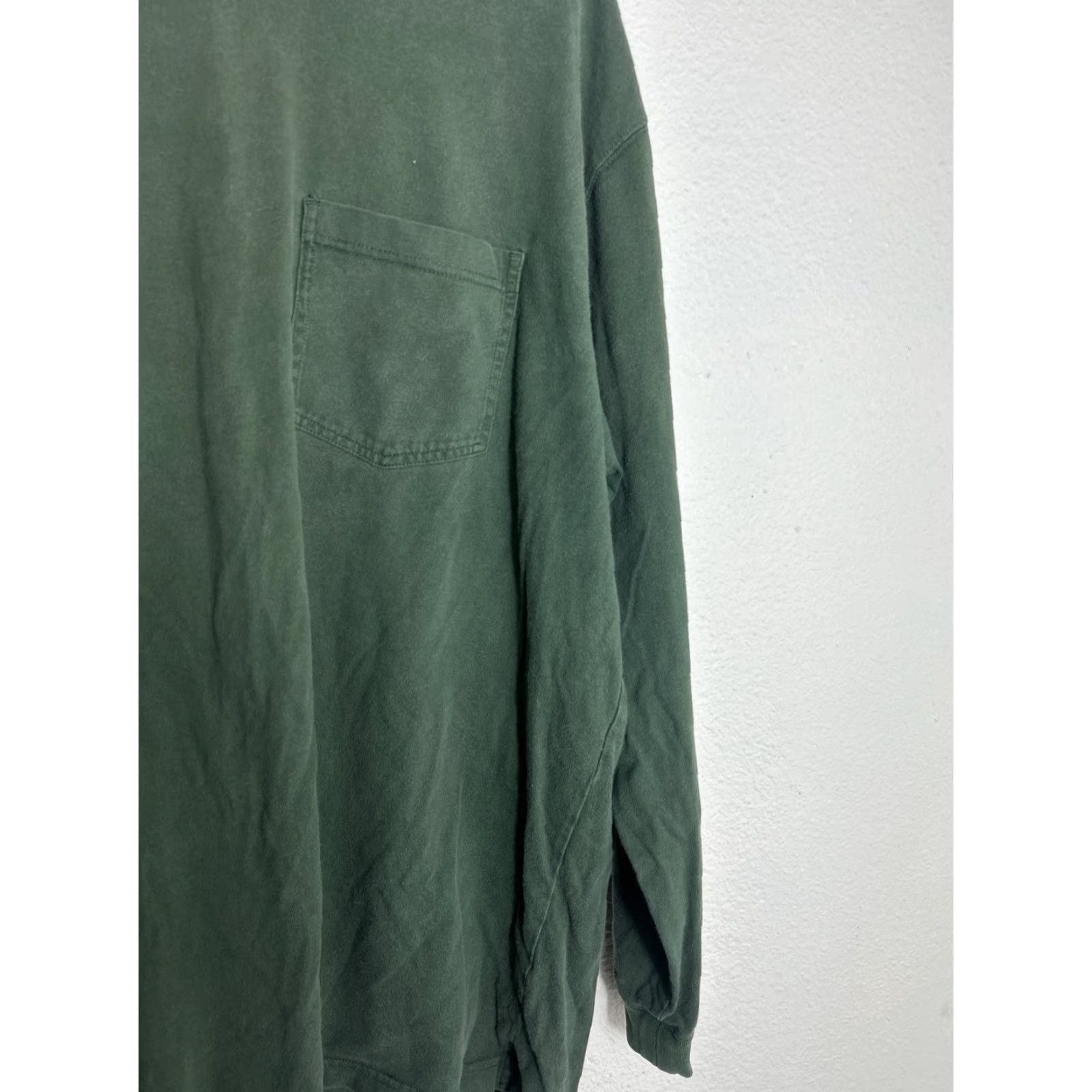 Vintage **Duluth Men's Green XL Long Sleeve T-Shirt with Pocket** User: Duluth Men's Green XL Long Sleeve T-Shirt with Pocket Size US XL / EU 56 / 4 - 4 Thumbnail