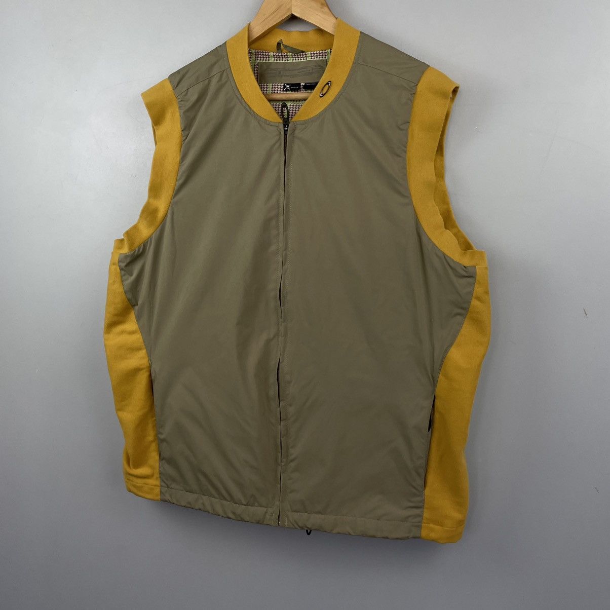 Oakley Oakley Vintage 00s Softshell Tactical Vest - Olive/Mustard Size US L / EU 52-54 / 3 - 3 Thumbnail