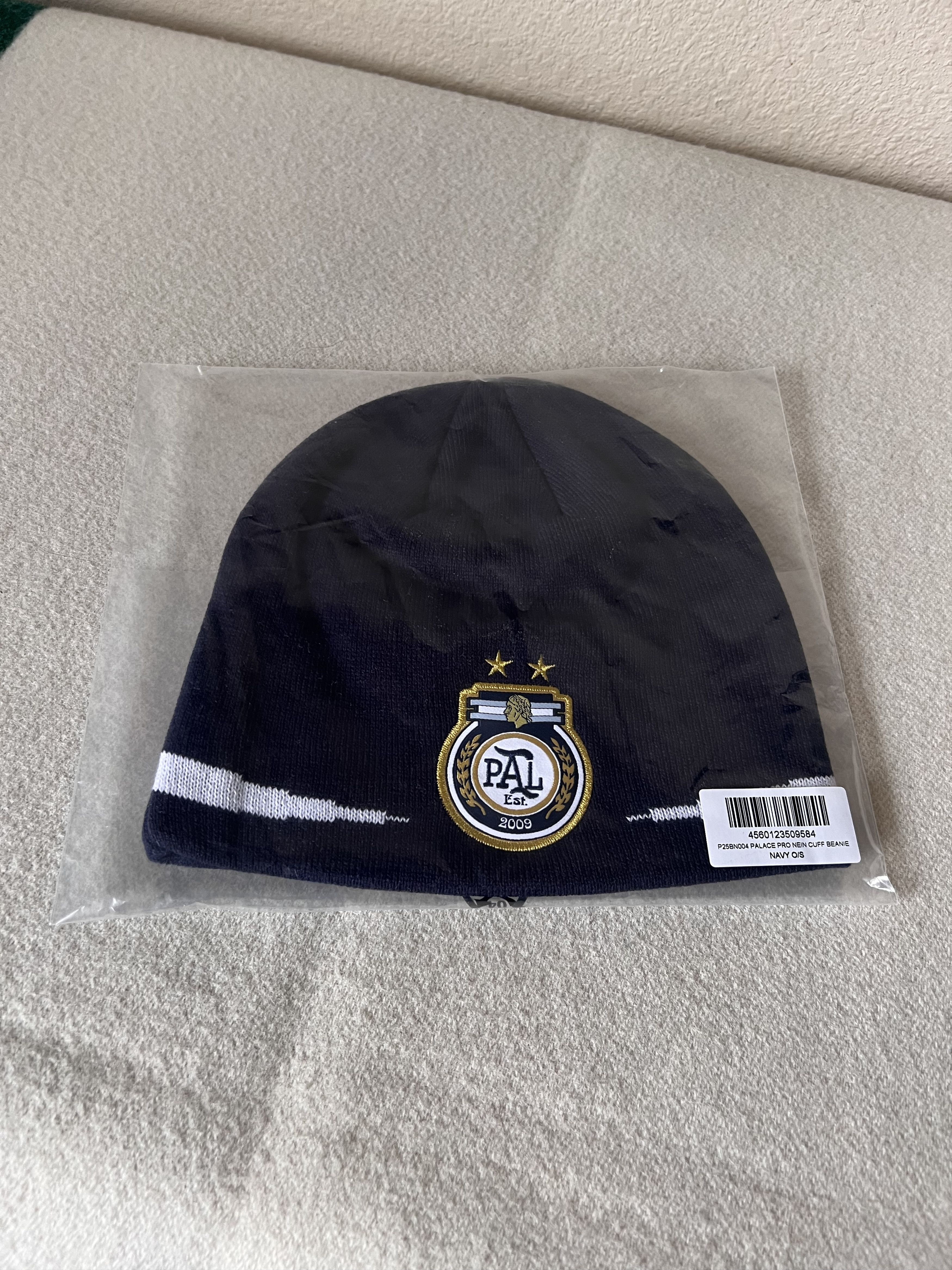 Palace × Streetwear Palace Horny Nein Devil Cuff Beanie Pink