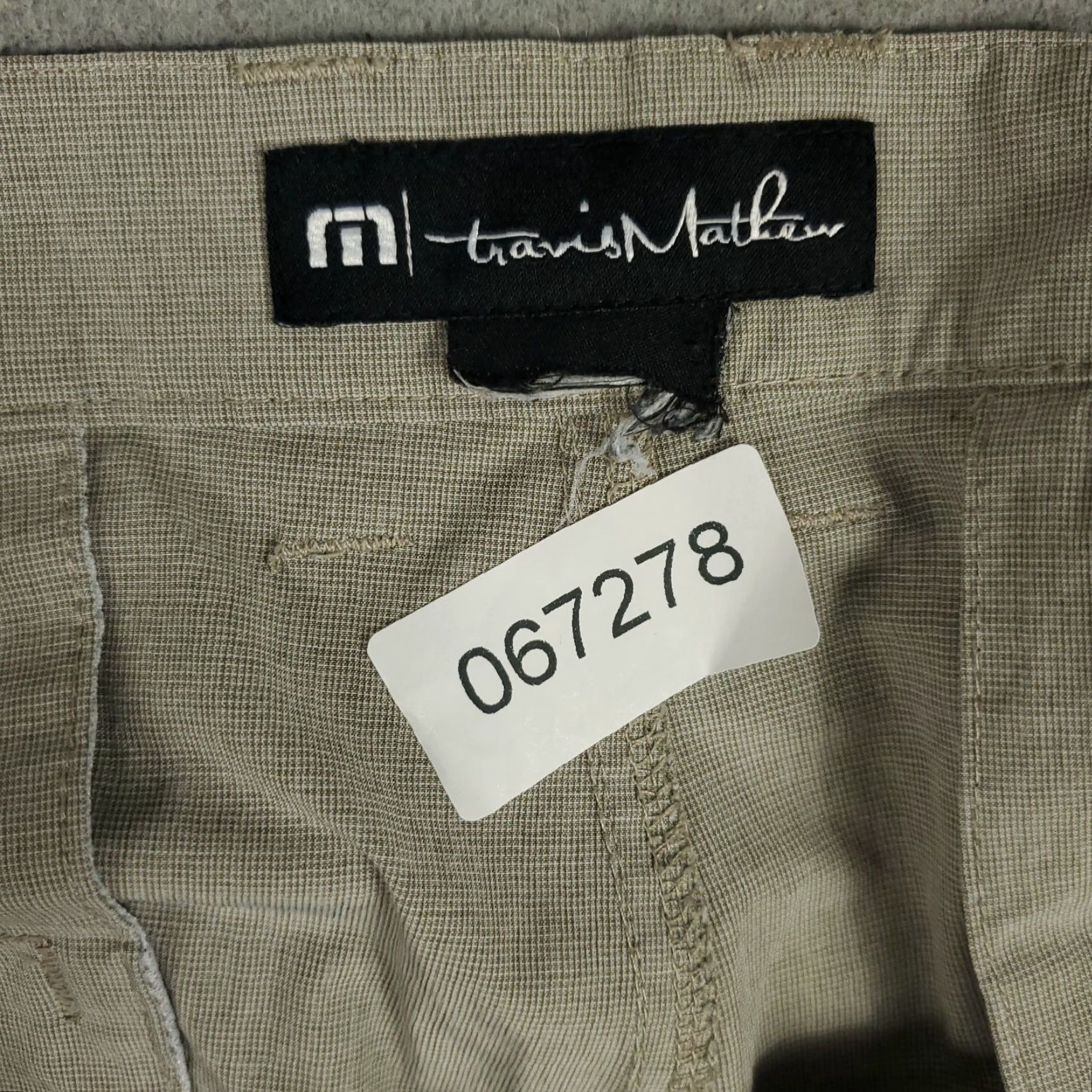 TravisMathew Travis Mathew Shorts Mens 37 Beige Golf Flat Front Slash Pockets Chino Size US 37 - 8 Thumbnail