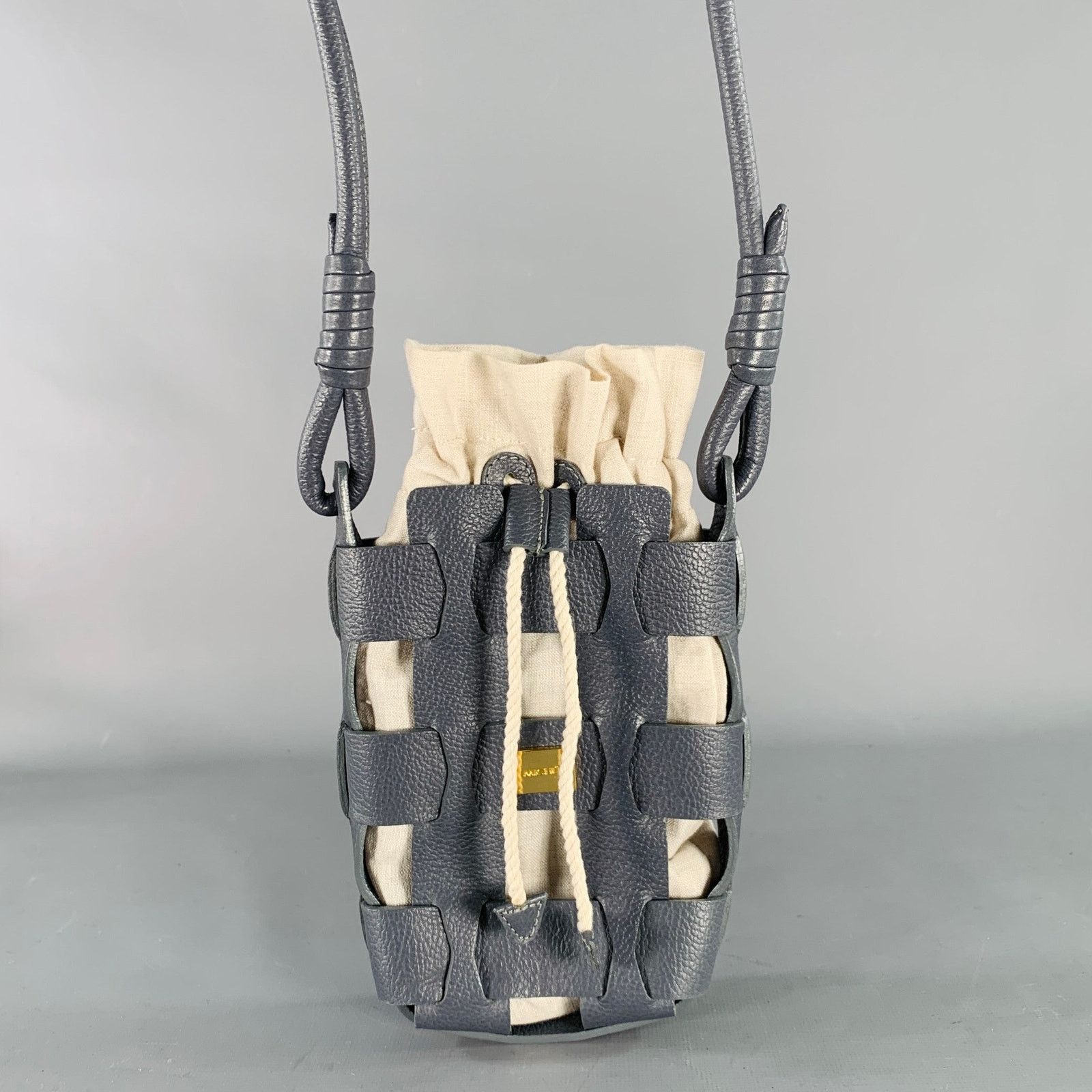 Other MICHU Grey Woven Leather Cotton Crossbody Drawstring Handbag Size ONE SIZE - 1 Thumbnail