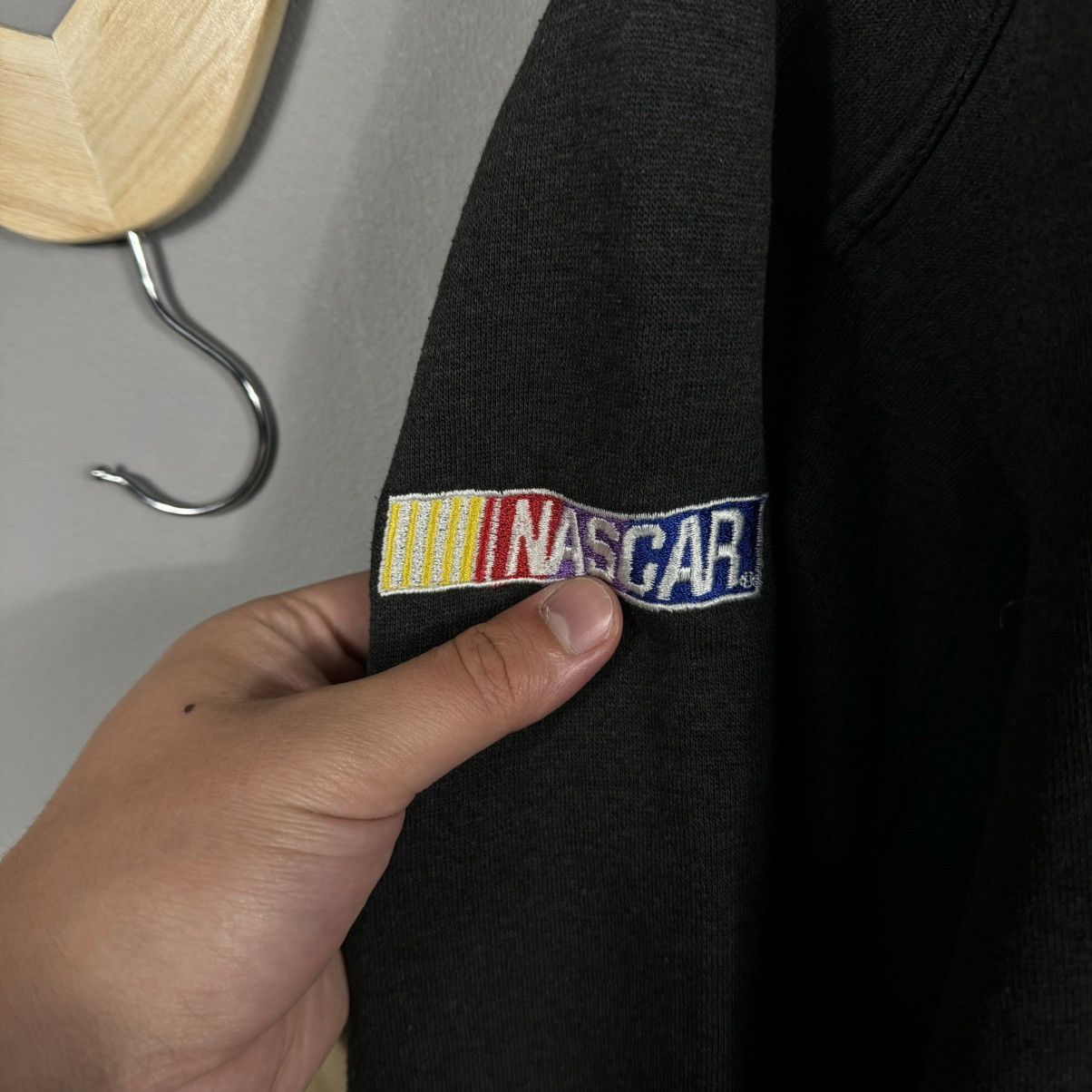 Nutmeg Vintage Nutmeg Racing NASCAR 2 Wallace Miller Sweatshirt Size US L / EU 52-54 / 3 - 7 Thumbnail