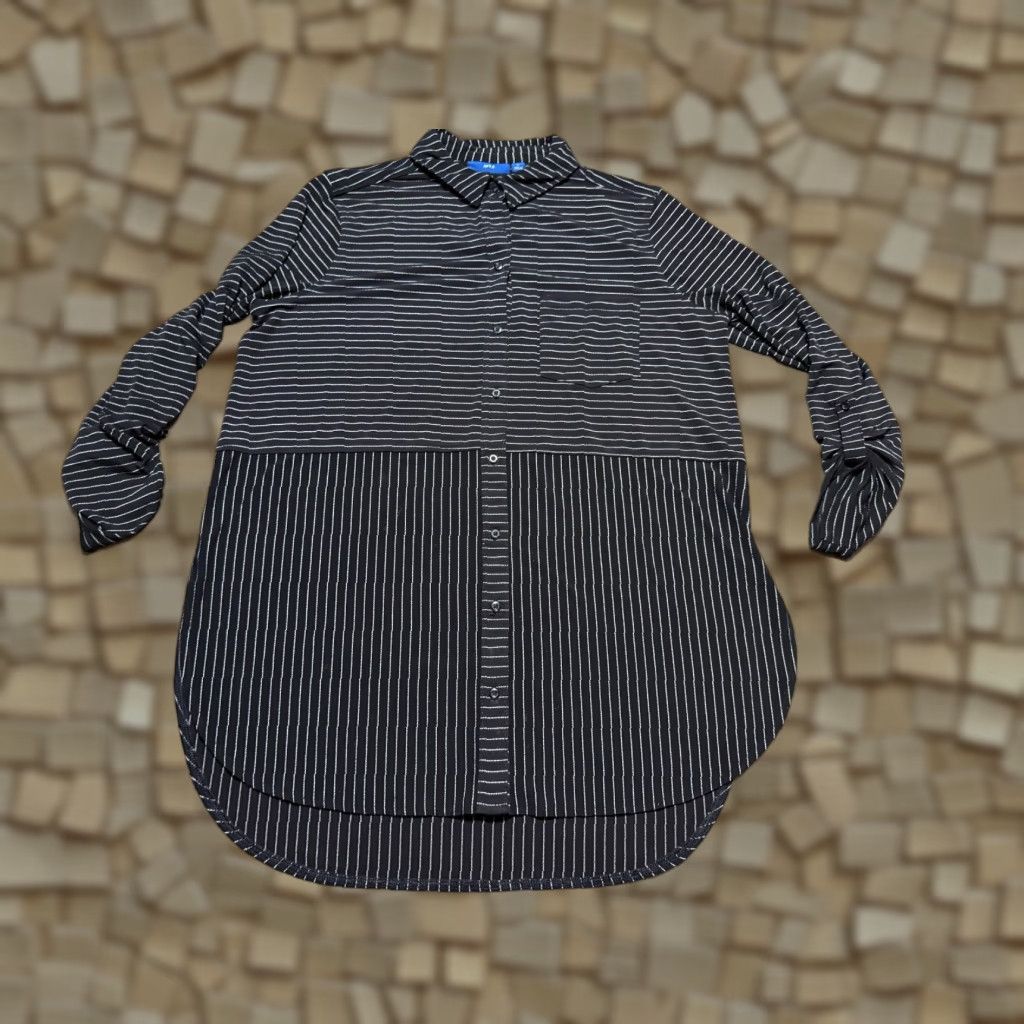 Apt. 9 APT. 9 Shirt Women L Black White Striped Long Sleeve Button Up Pocket - Casual, Sweatshirt? Size L / US 10 / IT 46 - 1 Thumbnail