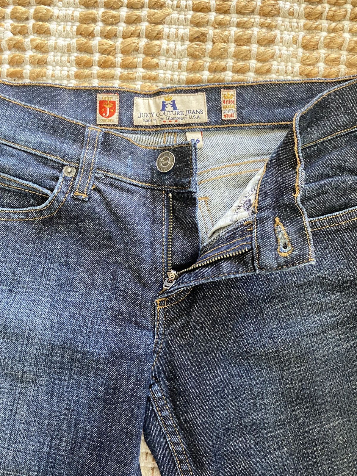 Juicy Couture Jeans Totally Y2K Juicy Couture Vintage Cropped Jeans – Size 26 Size 26" / US 2 / IT 38 - 3 Thumbnail