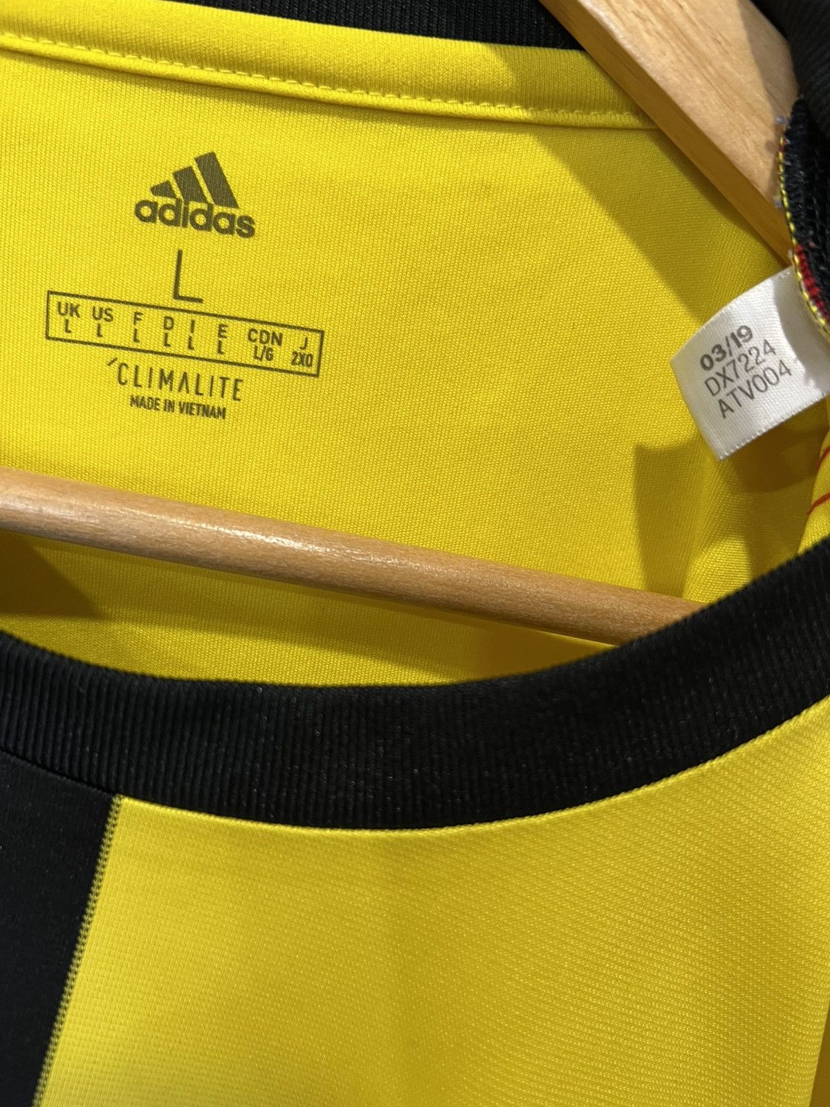 Adidas Watford Adidas 2019/2020 Home Kit Soccer Jersey Football Size US L / EU 52-54 / 3 - 4 Thumbnail