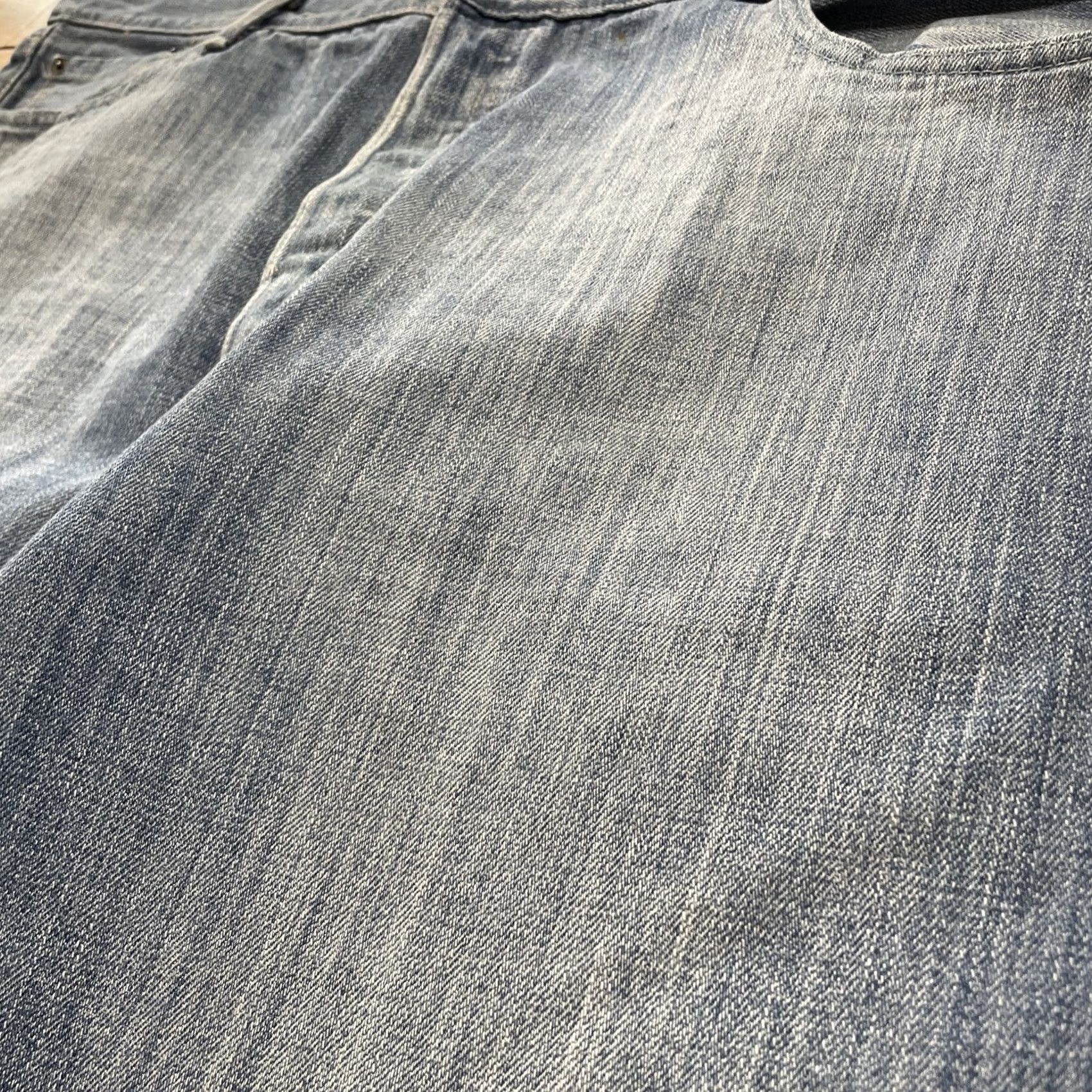 Levi's VINTAGE Levi's Jeans 501XX Light Blue Denim Straight 501 40x32 Mens Regular Blue Jeans 5-Pocket Logo Zipper Button Vintage Mens Size US 36 / EU 52 - 6 Thumbnail