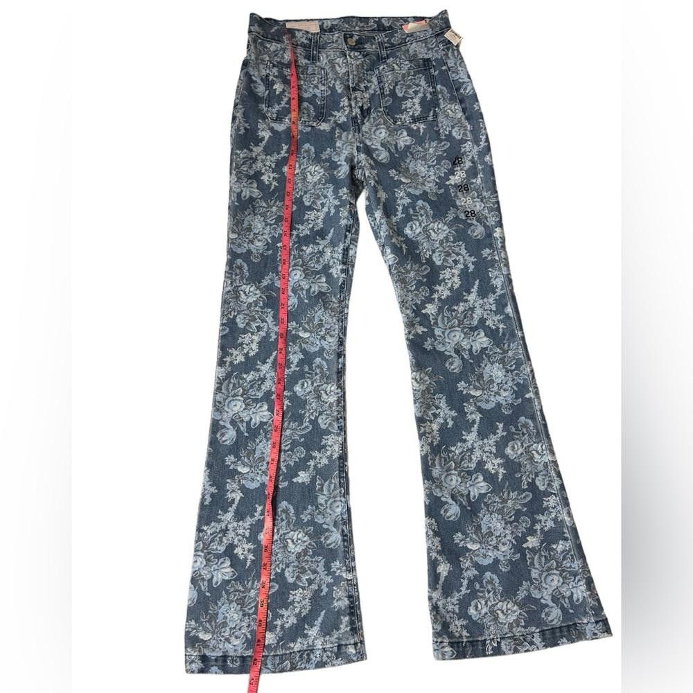 Designer LoveShackFancy NWT High Rise Floral Flare Jean Limited 28 Size 28" / US 6 / IT 42 - 5 Thumbnail