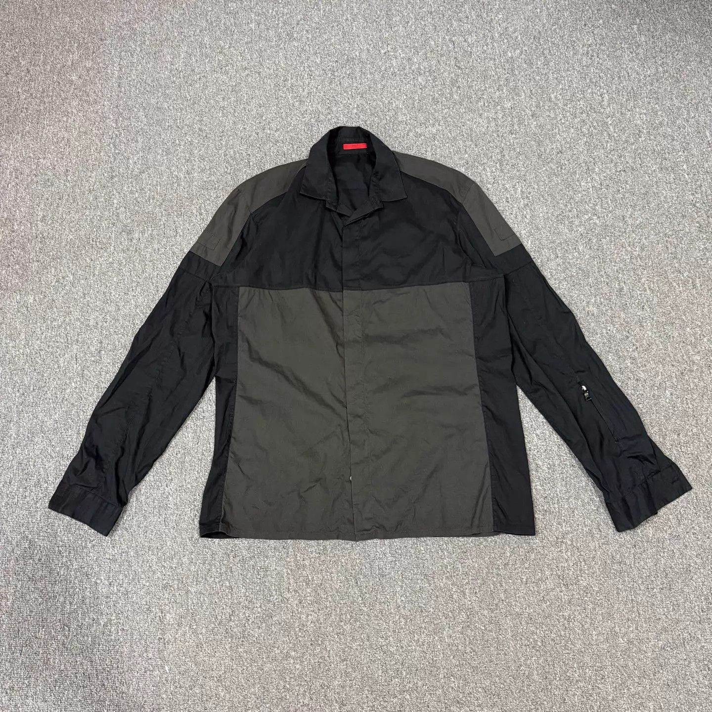 Prada Prada Black Colorblock Longsleeve Shirt 42 L 95 New Size US L / EU 52-54 / 3 - 1 Thumbnail