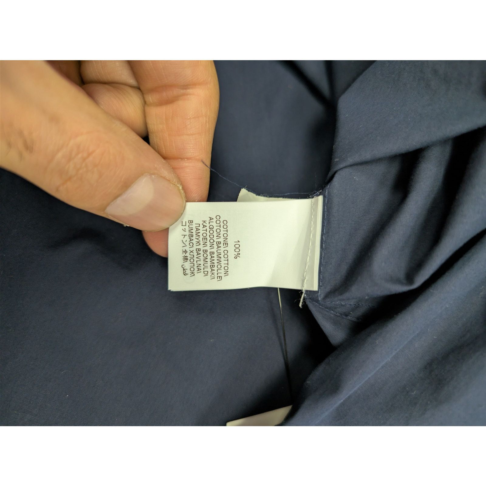 Brunello Cucinelli o1rshd1 CC20 Tuxedo shirt with pleating for Man in Navy Blue Size US M / EU 48-50 / 2 - 17 Thumbnail