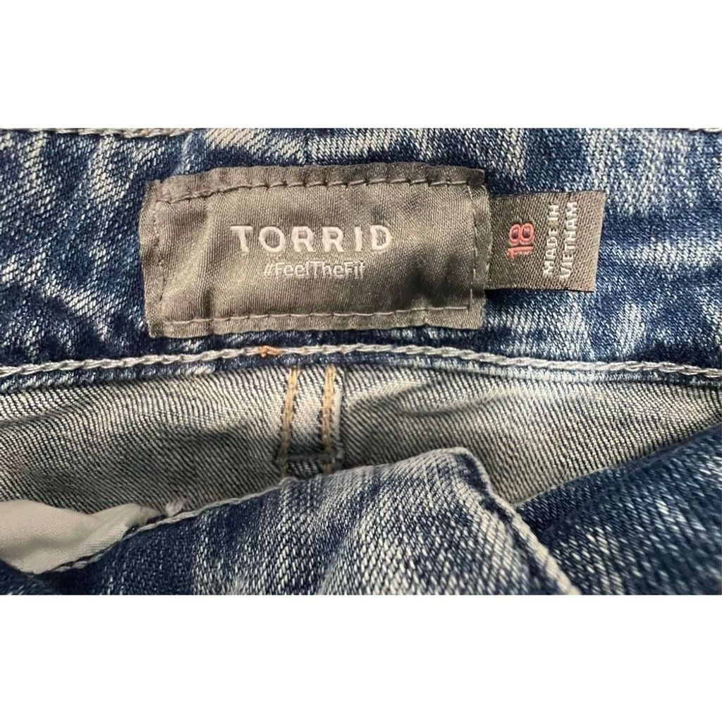 Torrid Torrid Distressed Acid Washed Mid-Rise Denim Pencil Skirt Size 40" / US 18 - 3 Thumbnail