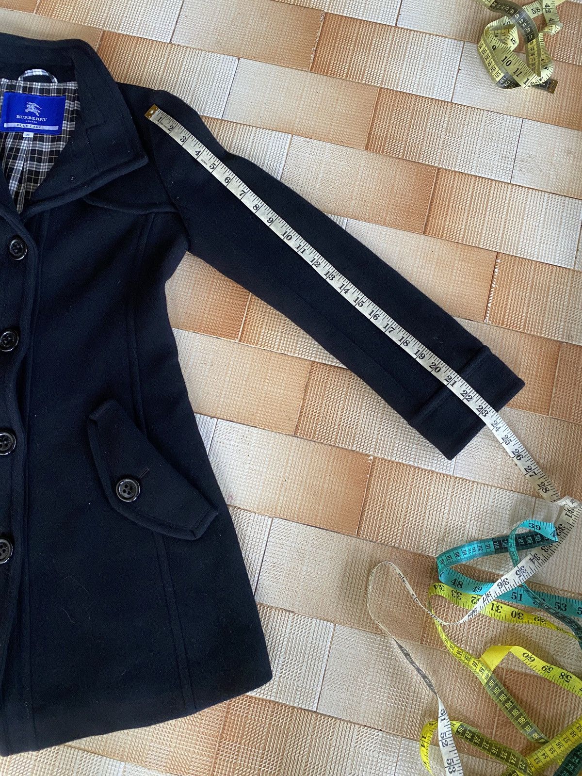 Burberry Vintage burberry jacket Size XS / US 0-2 / IT 36-38 - 14 Thumbnail