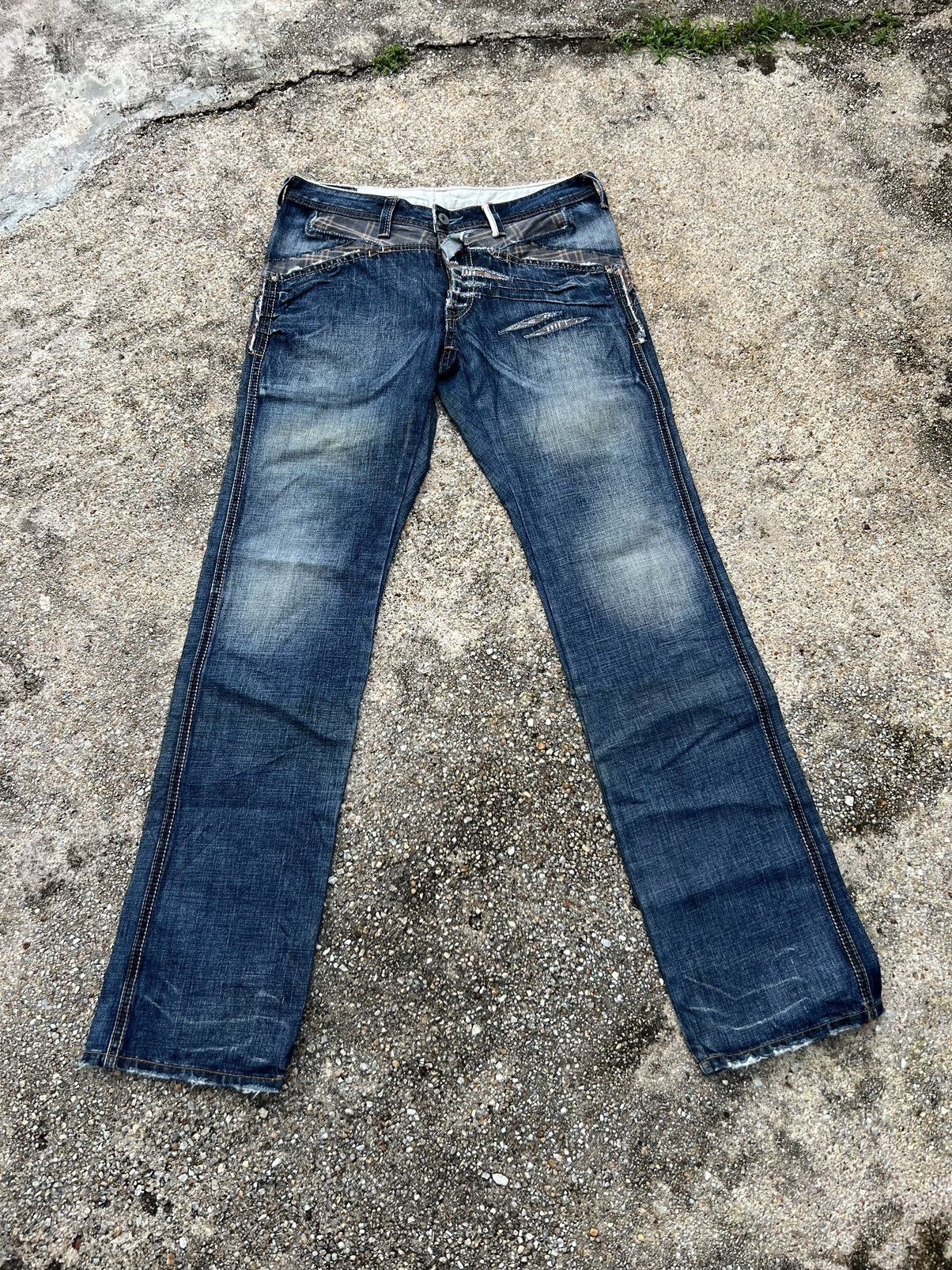 Marithe + Francois Girbaud Marithe Francois Girbaud Distressed Denim Design Size US 31 - 2 Thumbnail