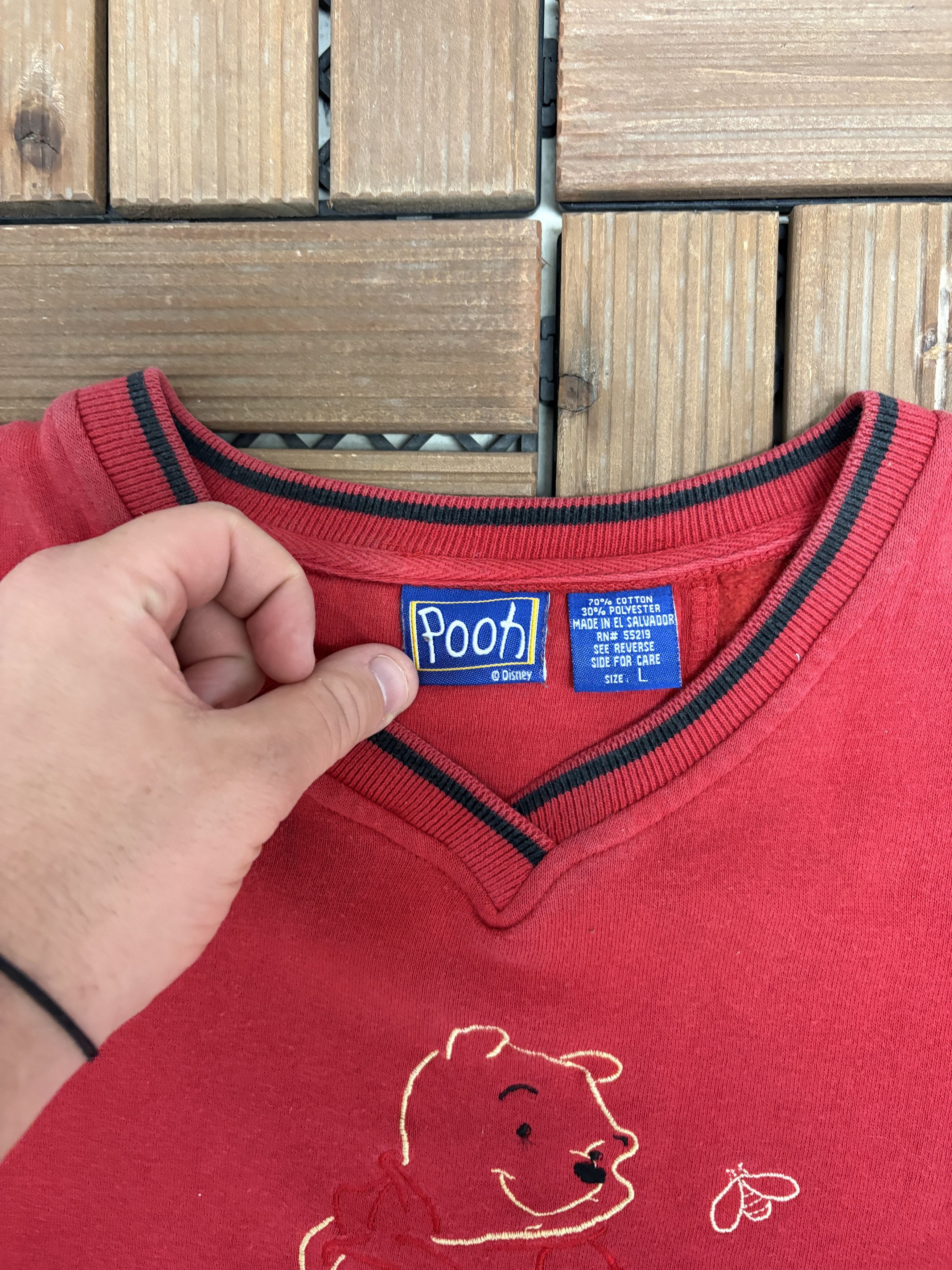 Vintage Winnie The Pooh Embroidered Vintage Red Sweater Size US L / EU 52-54 / 3 - 6 Thumbnail