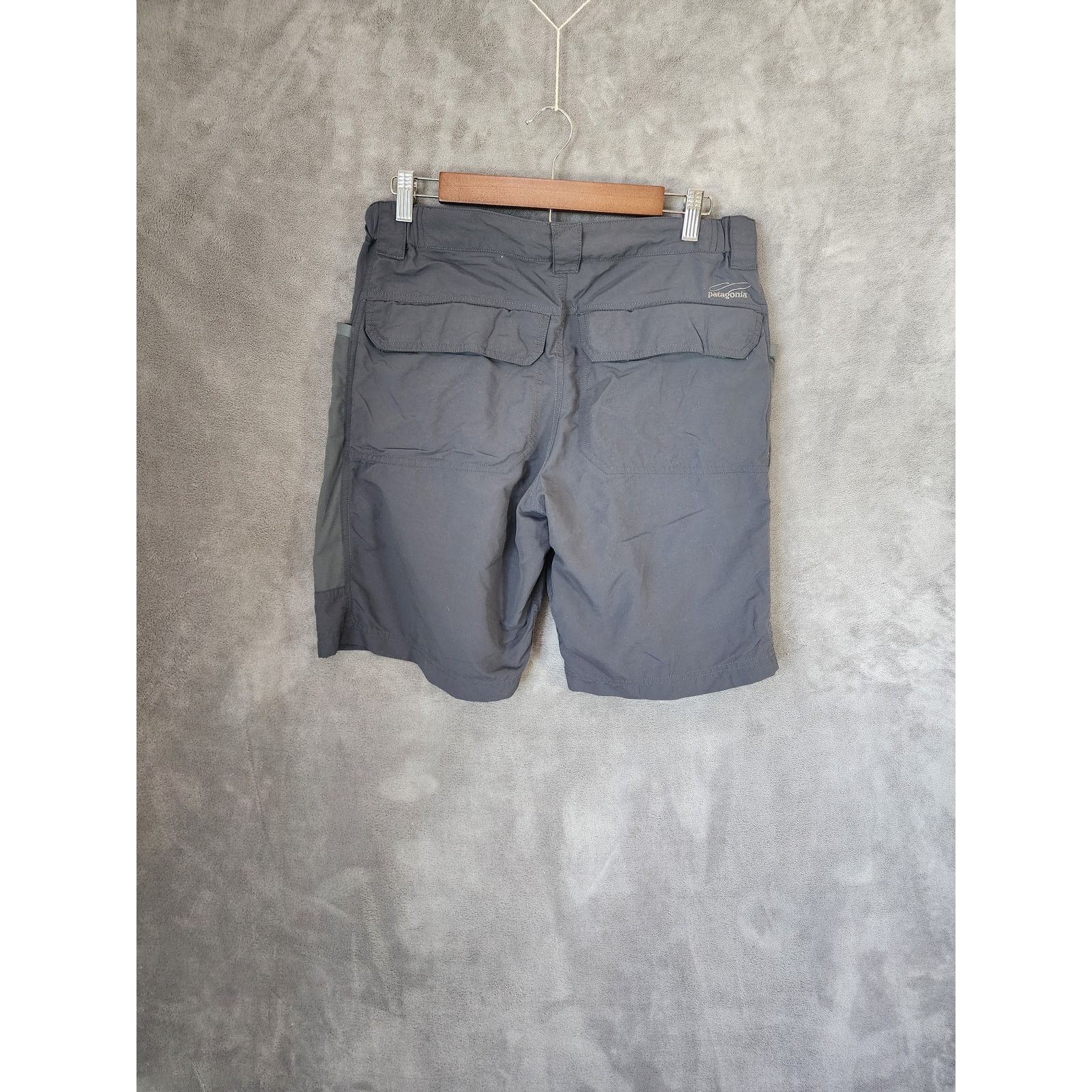 Patagonia Patagonia 32-34 Gray Shorts Men Size US 33 - 2 Thumbnail