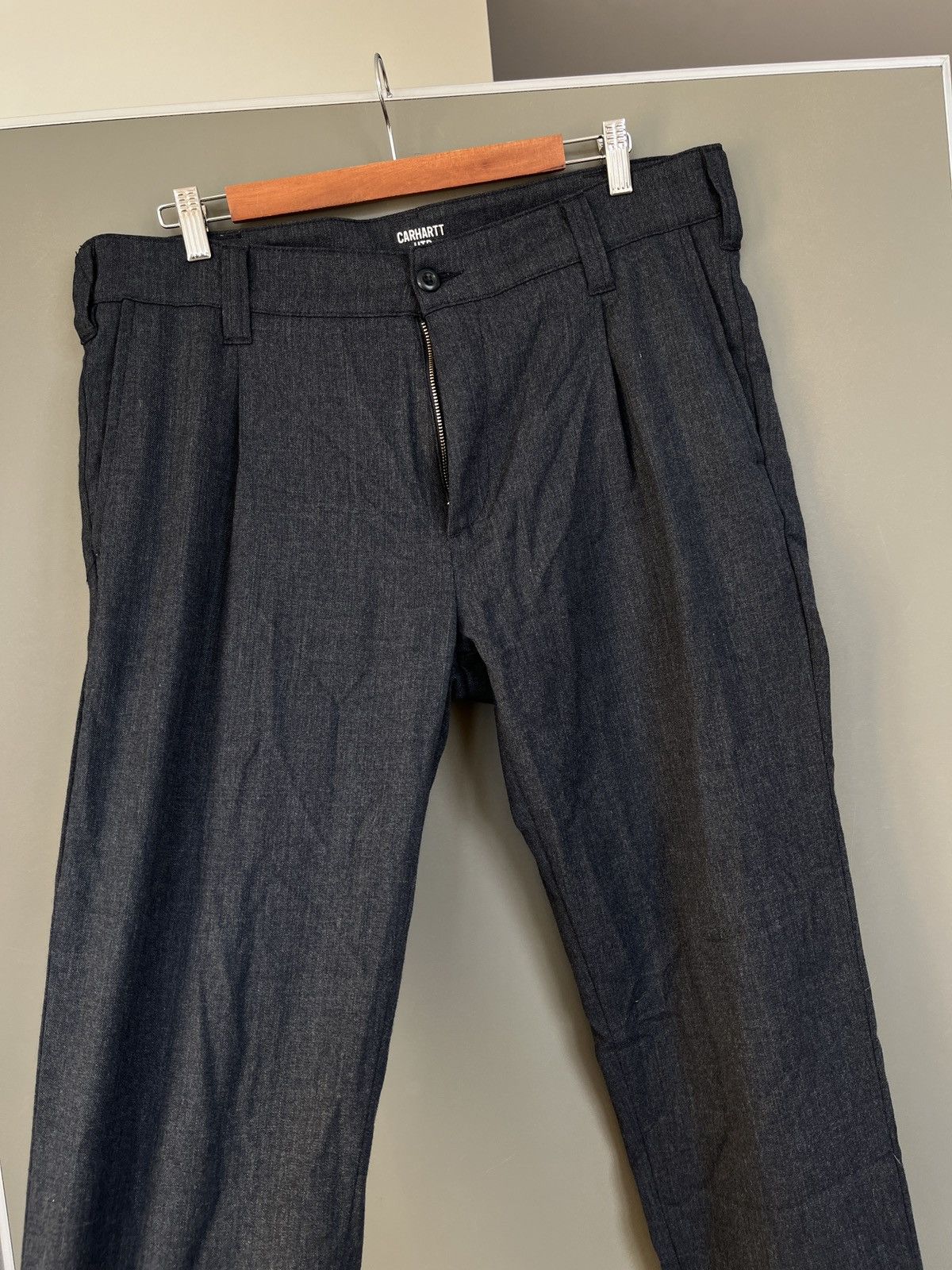 Carhartt Wip Carhartt Wip Taylor Short Pants Size US 33 - 7 Thumbnail
