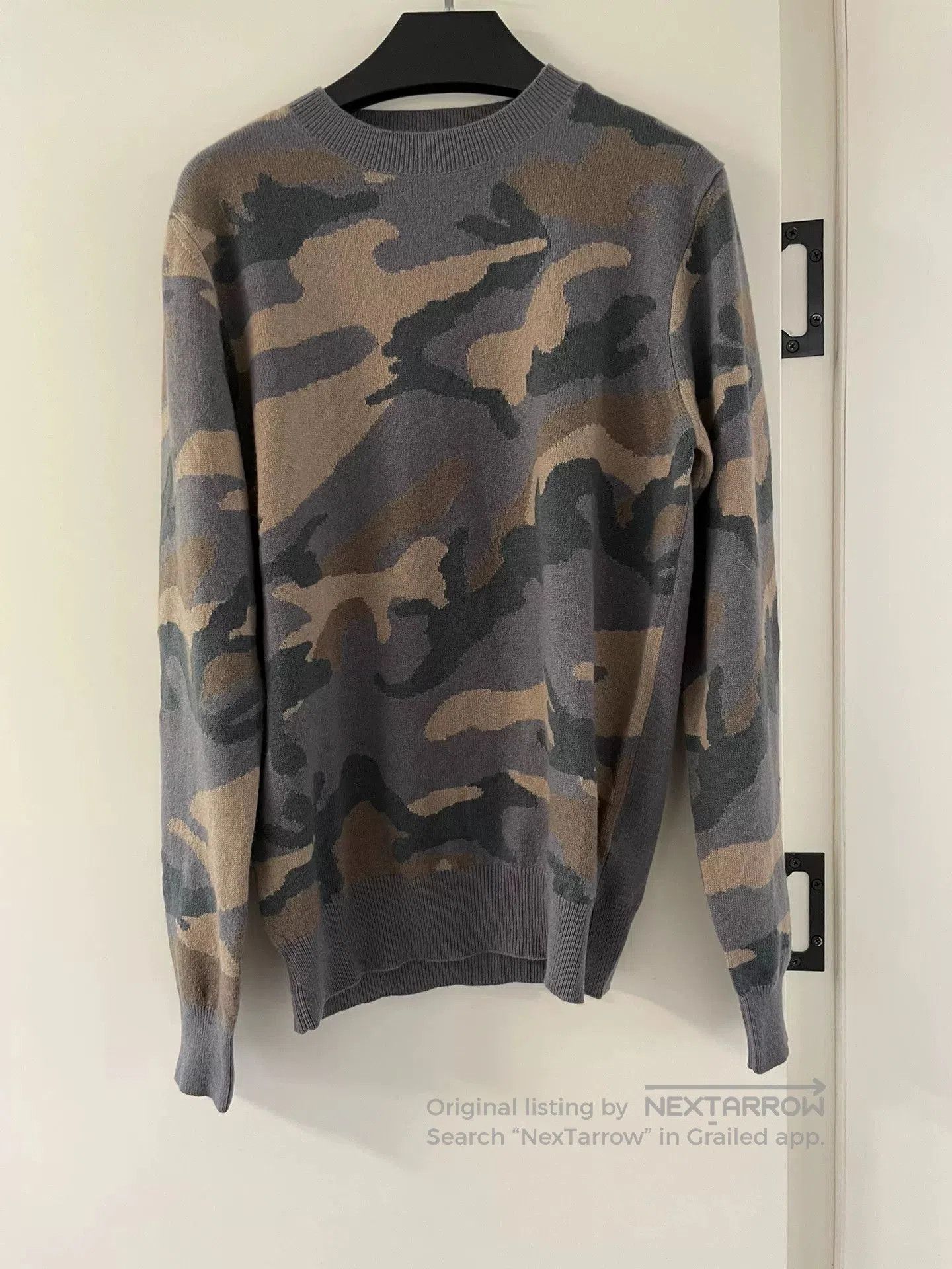 Valentino Valentino Cashmere Pullover Sweater. Size US M / EU 48-50 / 2 - 1 Thumbnail