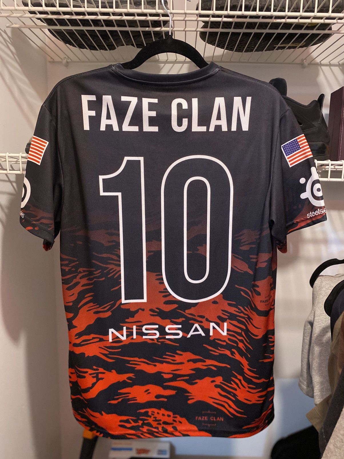 FaZe FaZe Jersey Classic Red Size US S / EU 44-46 / 1 - 2 Thumbnail
