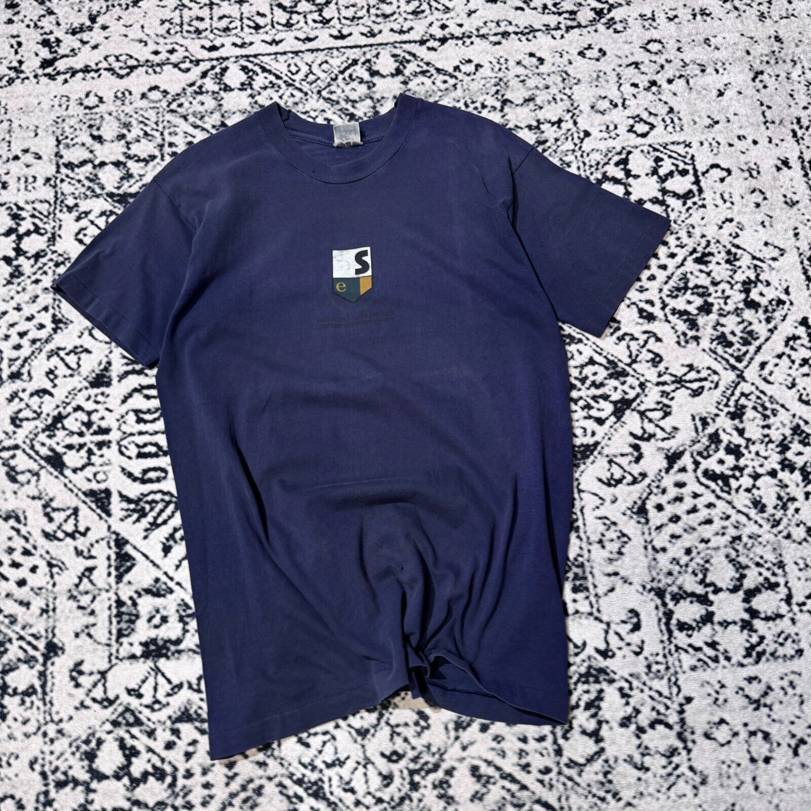 Vintage Vintage Navy Blue Cotton T-Shirt Size L Y2K 90s Spelout Logo Size US L / EU 52-54 / 3 - 3 Thumbnail