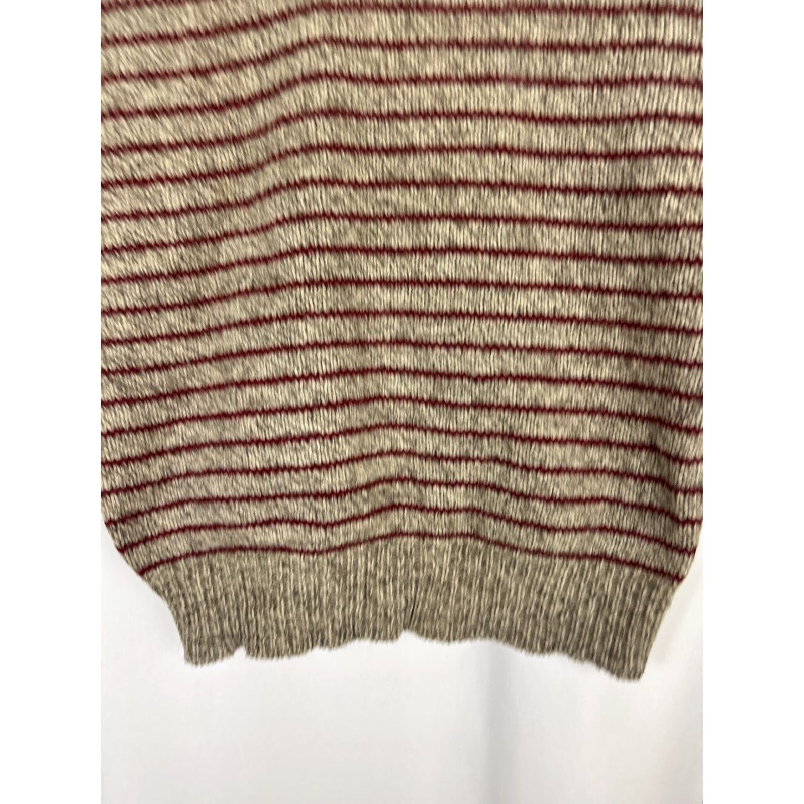 THE GREAT The Great Plains Mens M Wool Blend Henley Pullover Sweater Beige Red Stripes M Wool Blend Henley Pullover Sweater Mens Beige Red Stripes Size US M / EU 48-50 / 2 - 5 Thumbnail