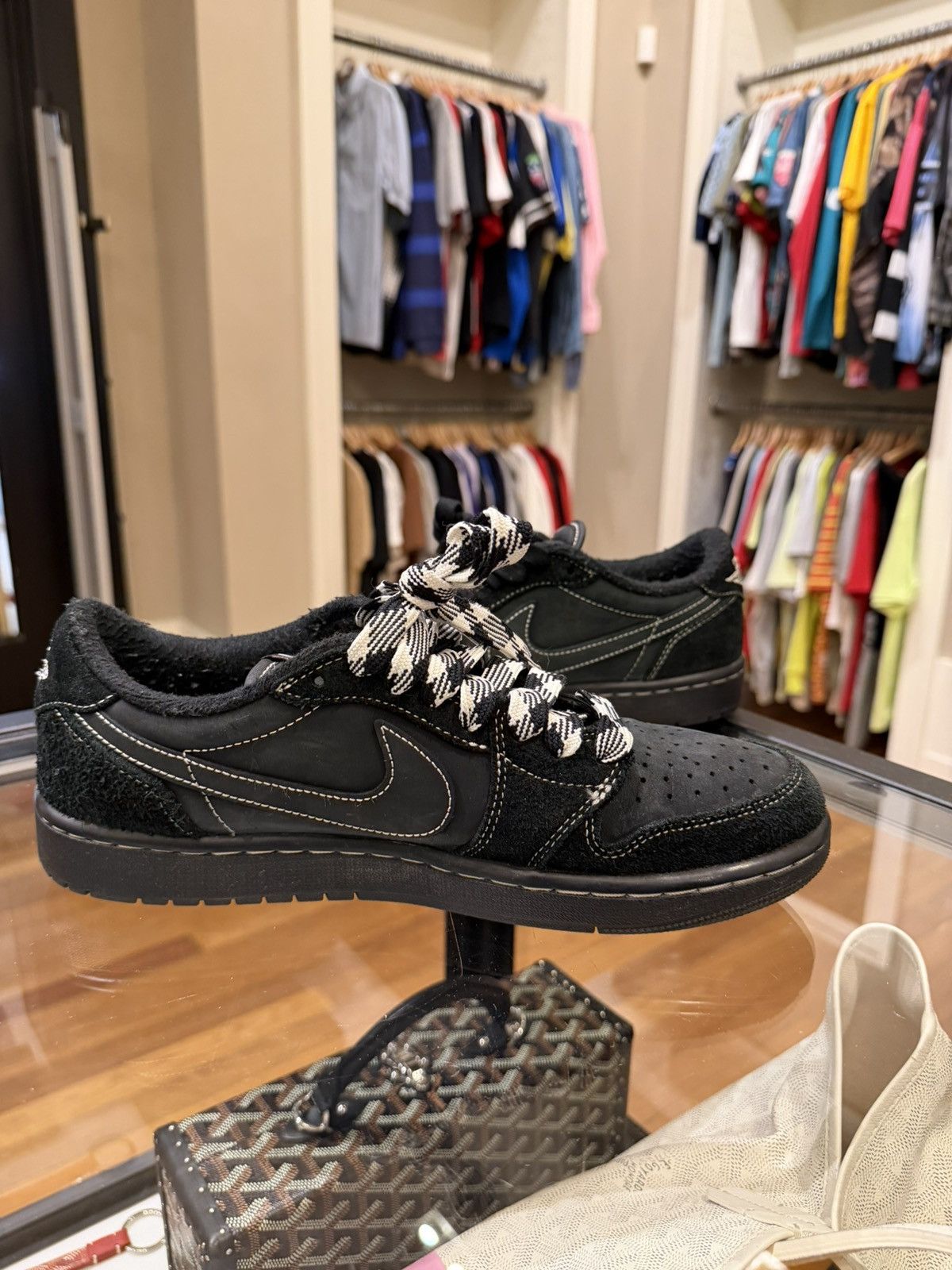 Jordan Brand × Travis Scott Travis Scott x Jordan 1 Retro Low OG SP ‘Black Phantom Size US 9 / EU 42 - 4 Thumbnail