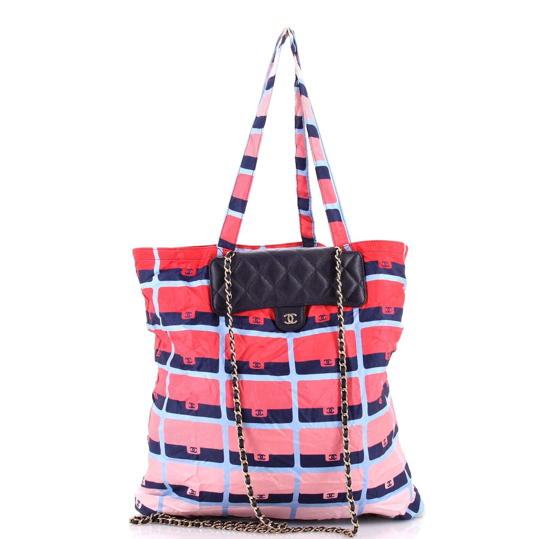 Chanel Foldable Tote Bag with Chain Size ONE SIZE - 1 Thumbnail