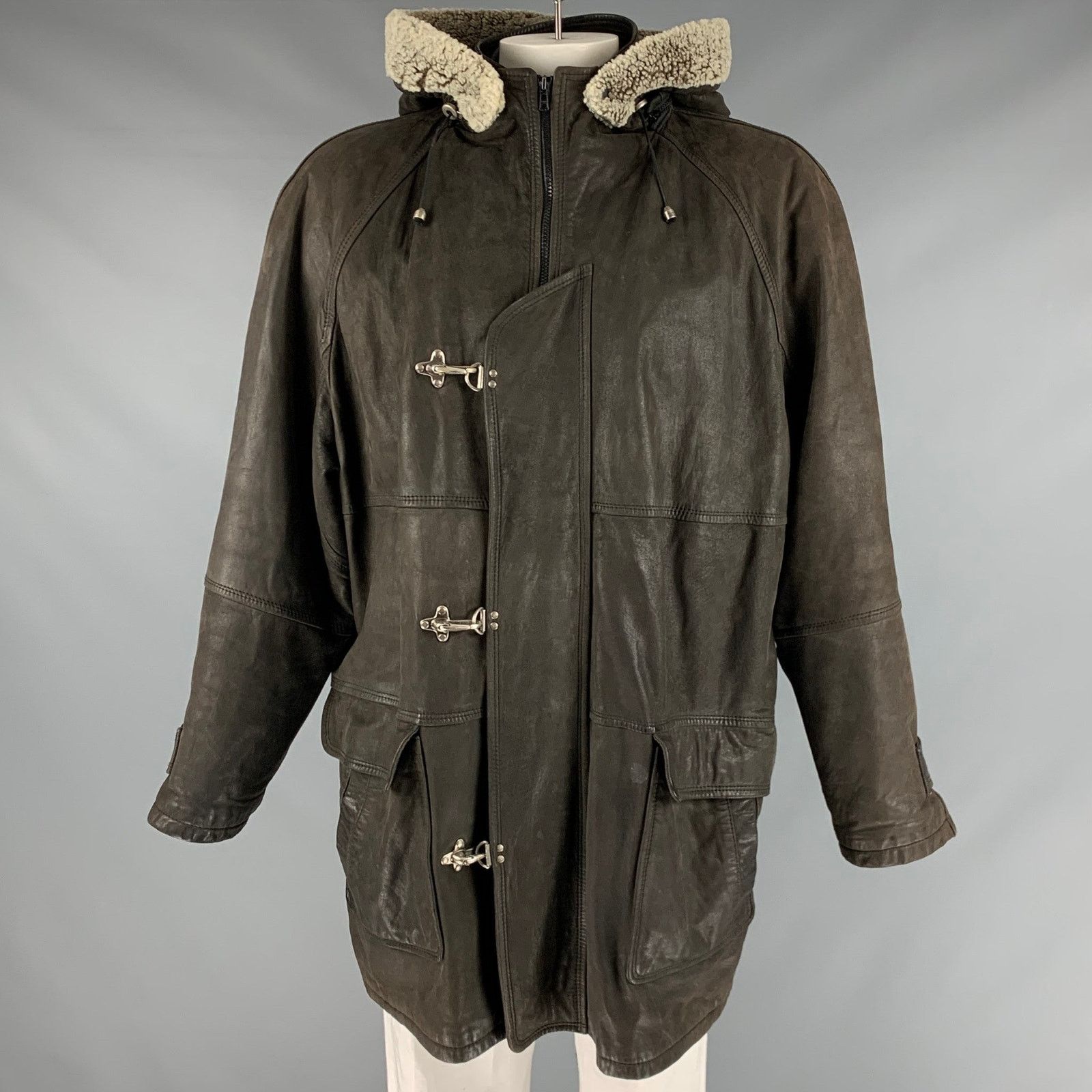 BALLY Size 48 Grey Green Leather Nautical Coat