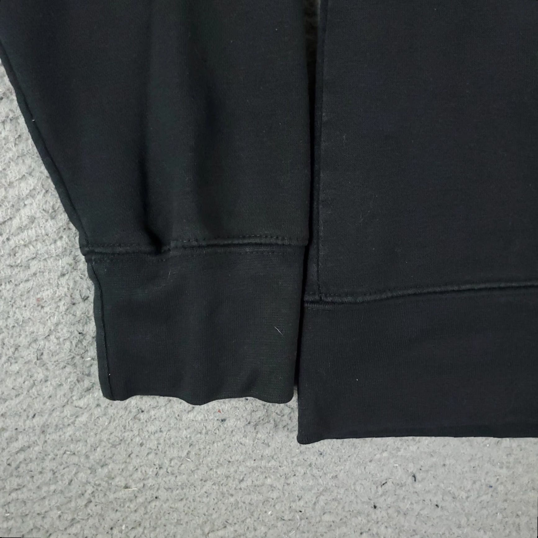 Champion VINTAGE Champion Hoodie Pullover Mens Medium Black Casual Sweatshirt All Seasons Gym & Training Size US M / EU 48-50 / 2 - 4 Thumbnail
