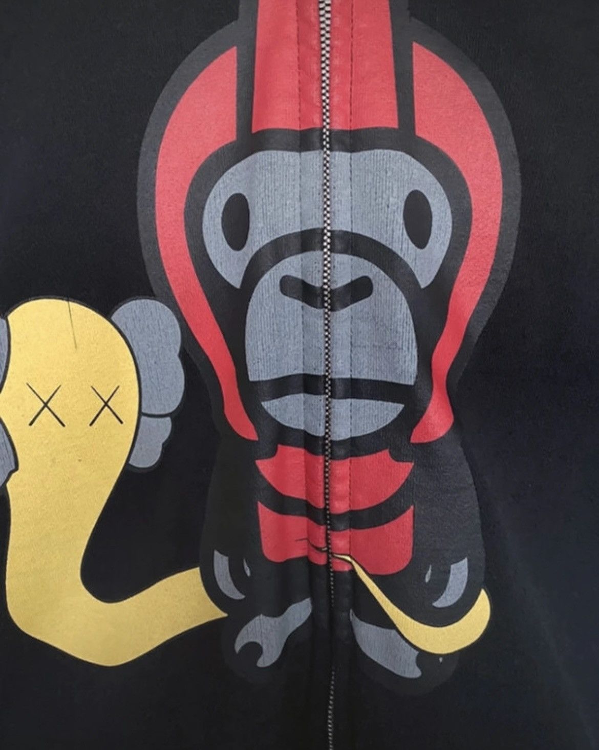 Bape × Kaws Bape x Kaws Full ZIP Size US M / EU 48-50 / 2 - 2 Thumbnail