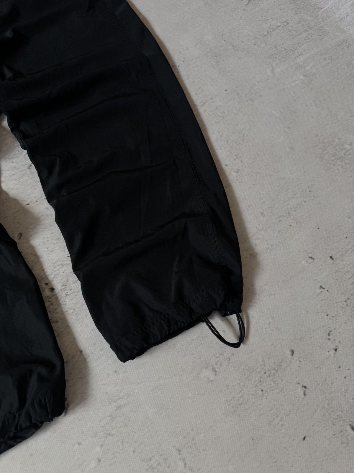 Nike × Vintage NIKE NYLON VINTAGE Y2K OVERSIZE BAGGY FIT PANTS SWEATPANTS Size US 34 / EU 50 - 3 Thumbnail