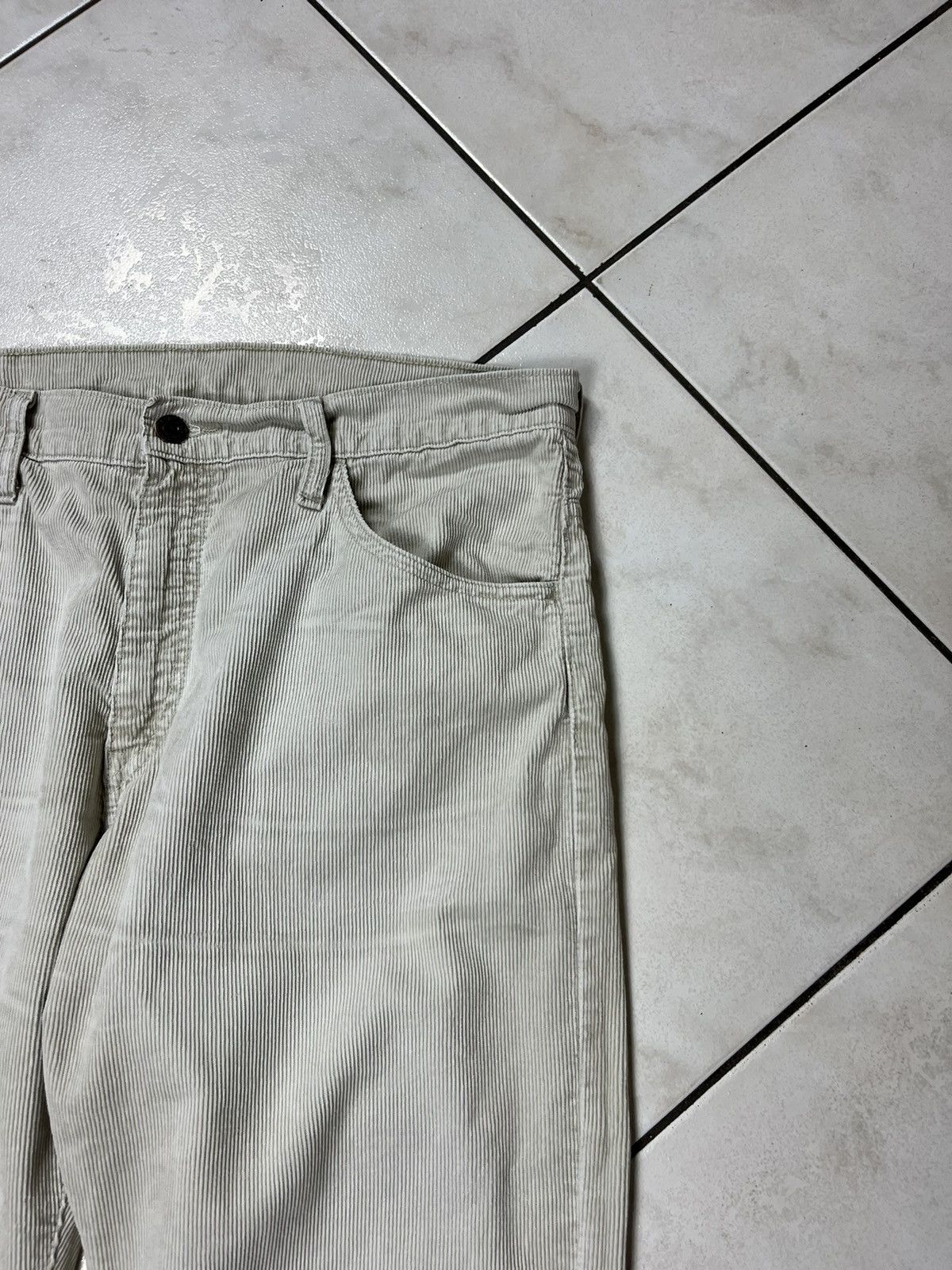 Levi's × Vintage Vintage Levi’s 507 flare corduroy cords y2k pants trousers Size US 34 / EU 50 - 6 Thumbnail