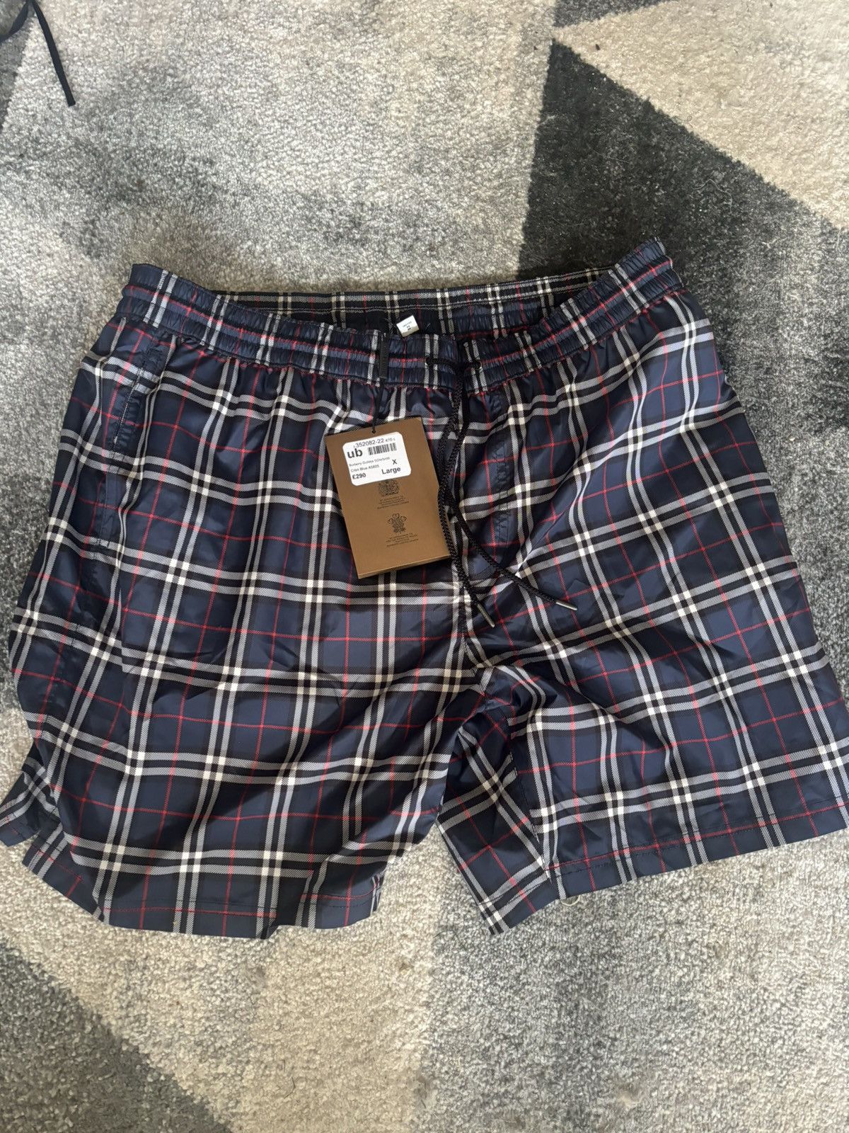 Burberry Brand new Size US 40 / EU 56 - 1 Thumbnail
