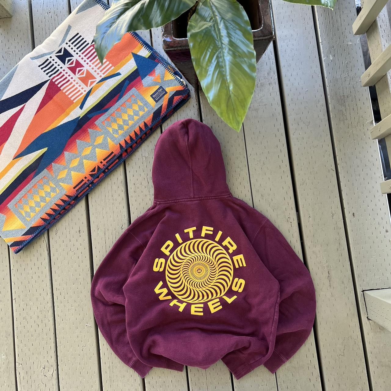 Spitfire Vintage Y2K Spitfire Skateboards Hoodie Size M Size US M / EU 48-50 / 2 - 1 Thumbnail