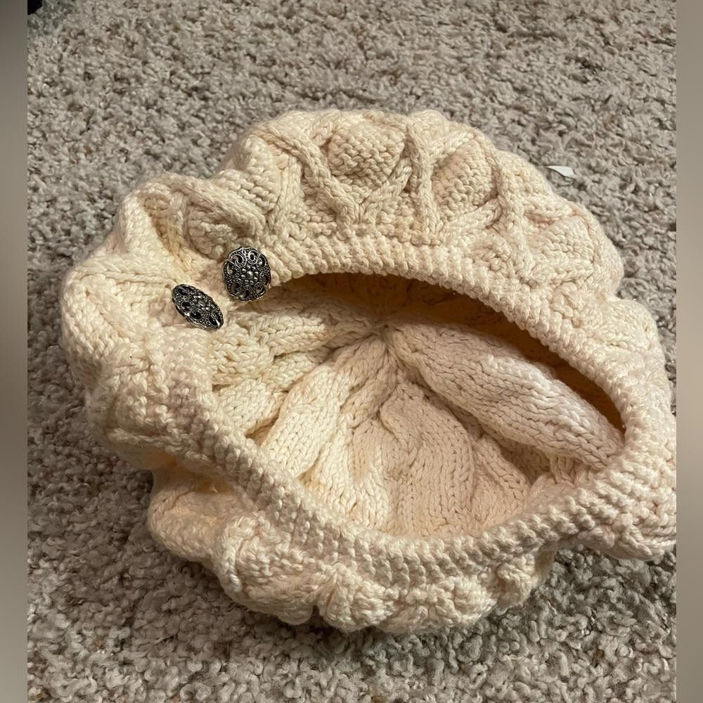Designer Cream Colored Handmade Beret Hat Size ONE SIZE - 4 Thumbnail