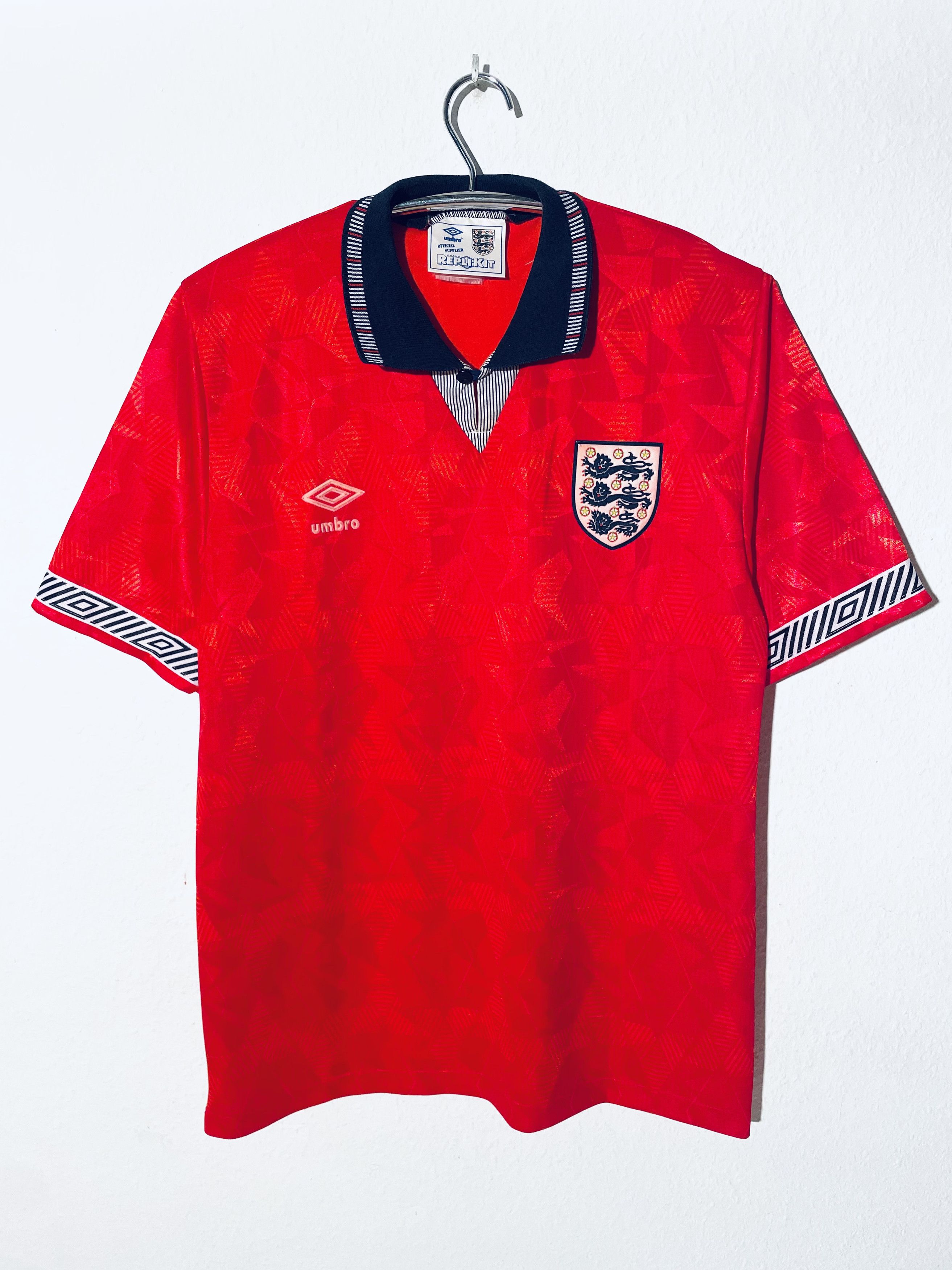 ENGLAND 節約 1990 Away Soccer Uniform