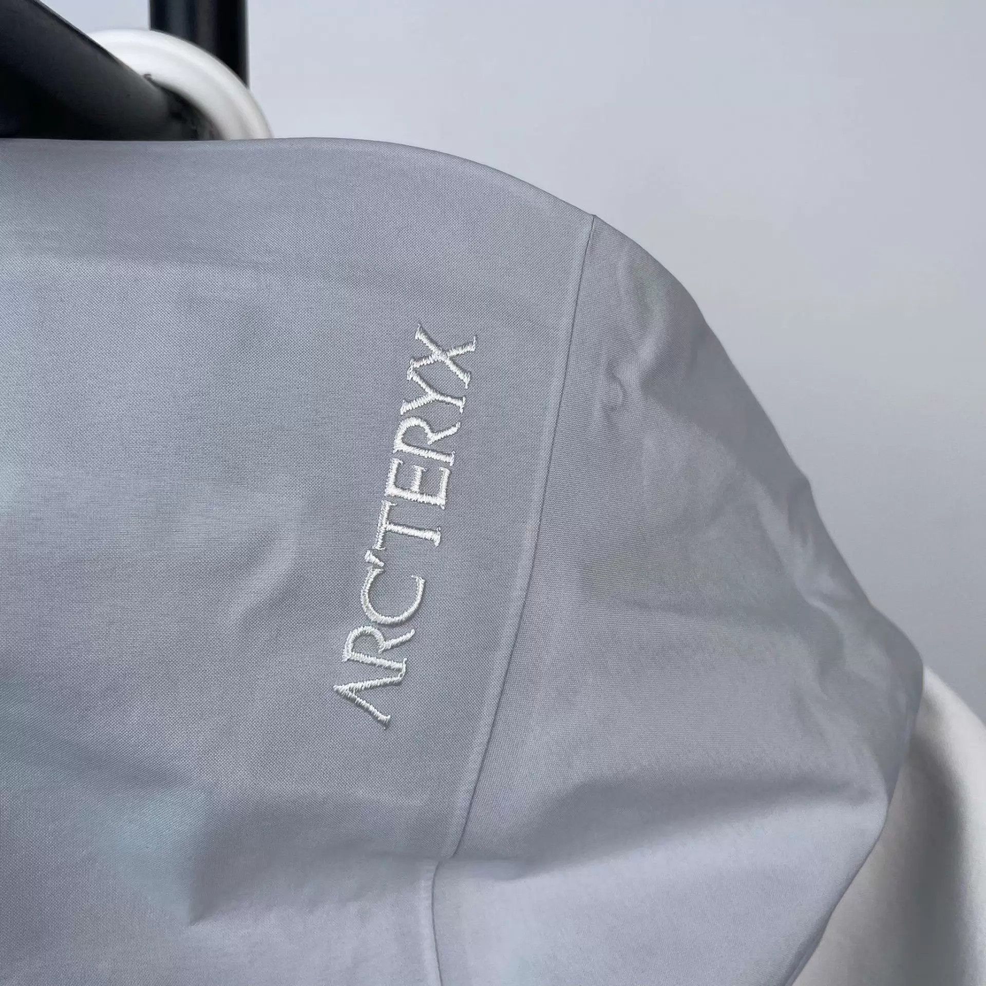 Arc'teryx Arc'teryx INCENDIA 98 New 165/88 FW25 logo jacket Size S / US 4 / IT 40 - 7 Thumbnail