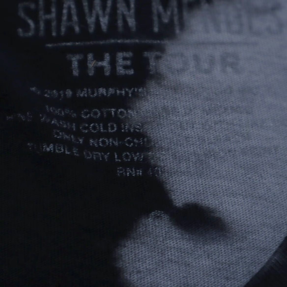 Vintage Shawn Mendez The Tour 2019 Acid Wash Solid T-Shirt Black Men's S Shirt Mens S T-Shirt The Tour 2019 Acid Wash Solid Black Size US S / EU 44-46 / 1 - 6 Thumbnail