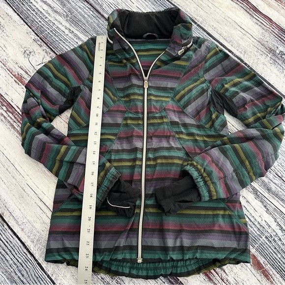 Lululemon Lululemon Run Hustle Jacket in Multi Poncho Stripe Hooded Ja Size M / US 6-8 / IT 42-44 - 10 Thumbnail